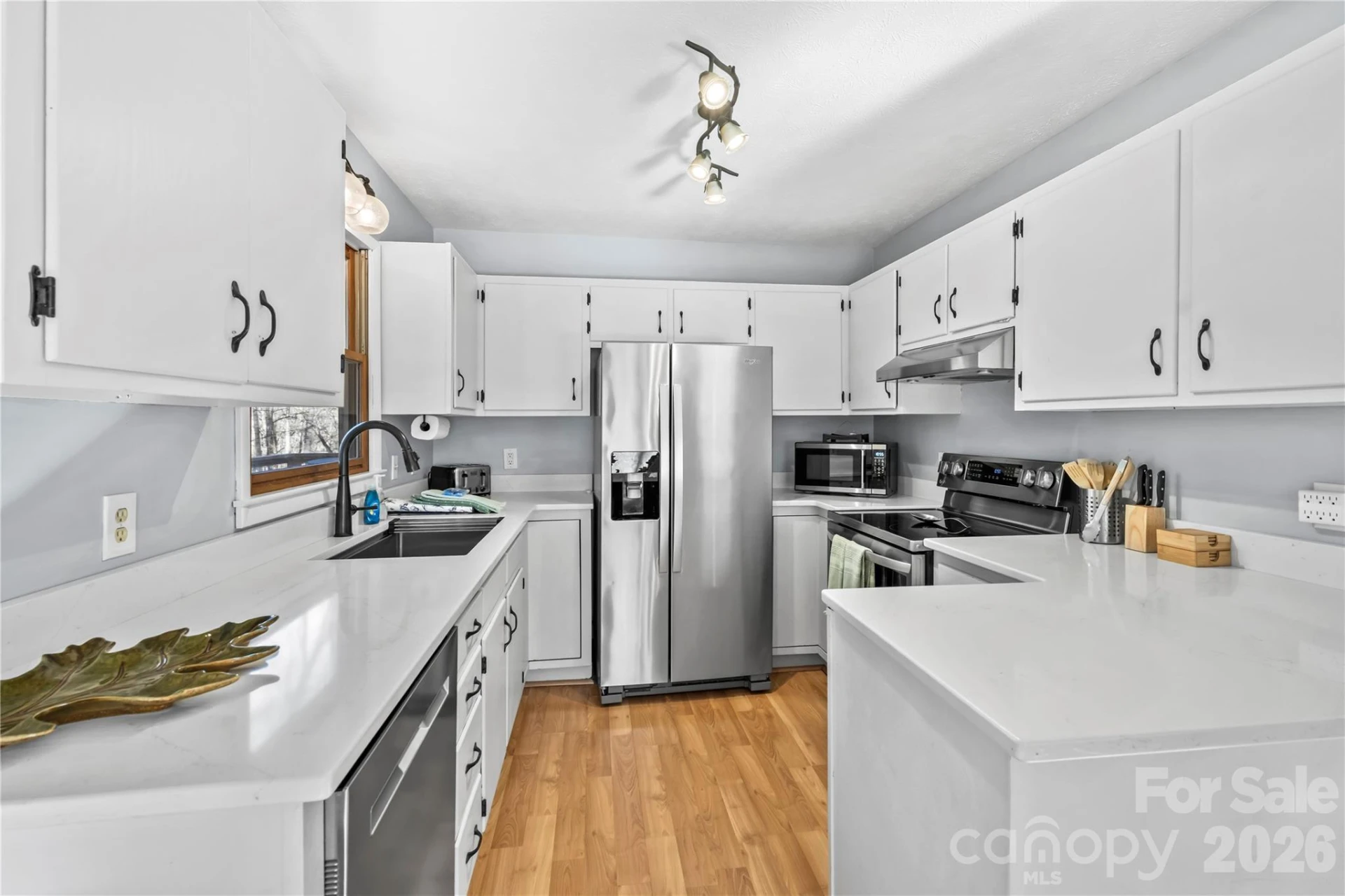52 Treanors Place - Photo 8