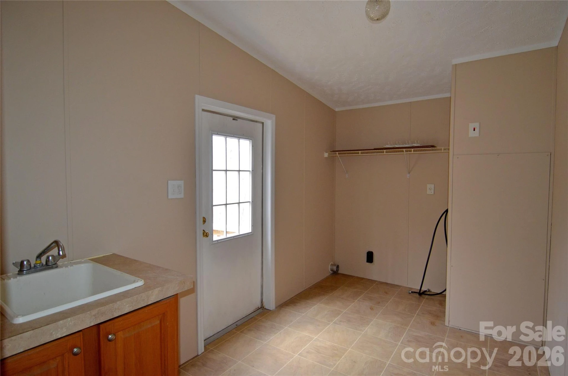 73 Walton Place Drive - Photo 14