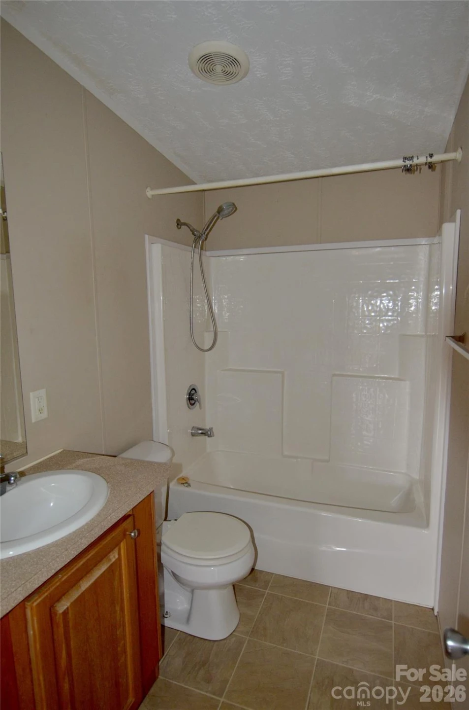 73 Walton Place Drive - Photo 9