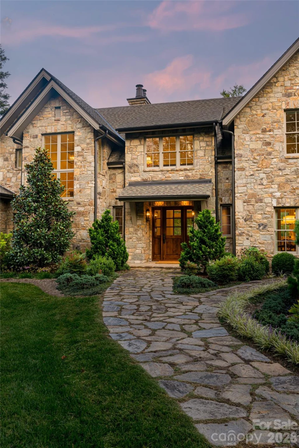 402 Vanderbilt Road - Photo 3