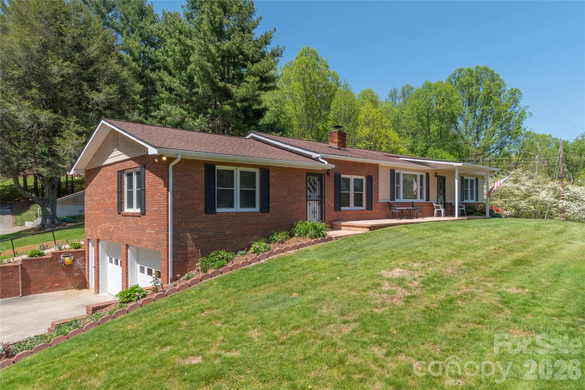 96 Tower Lane - Photo 2