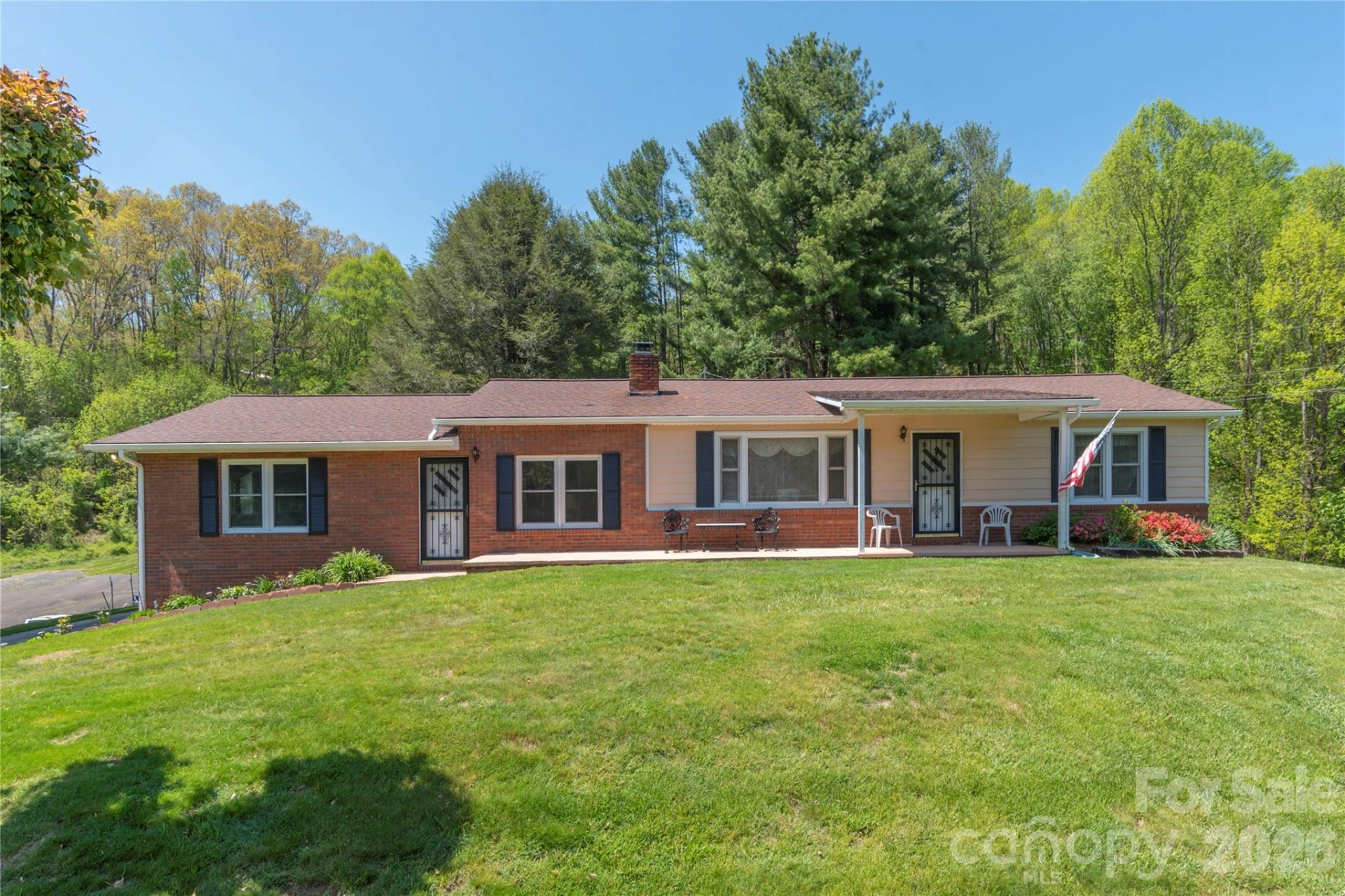96 Tower Lane - Photo 4