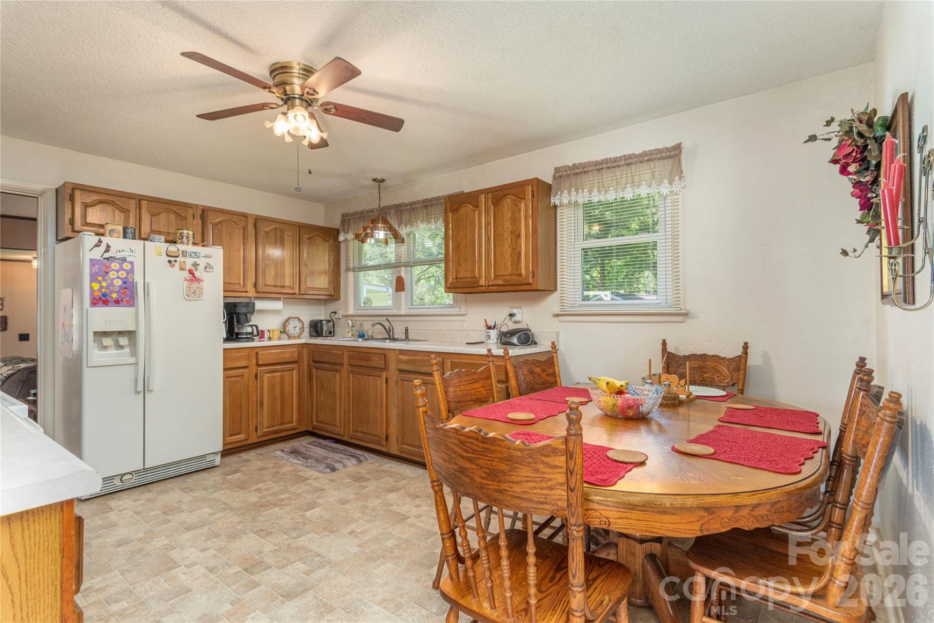 96 Tower Lane - Photo 8