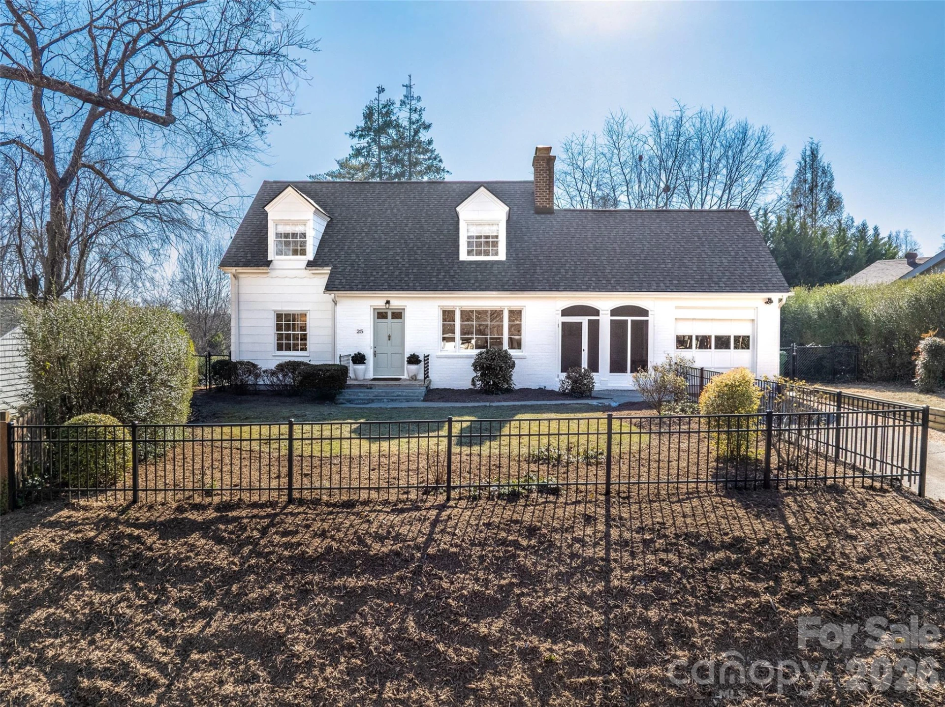 25 Chiles Avenue - Photo 2