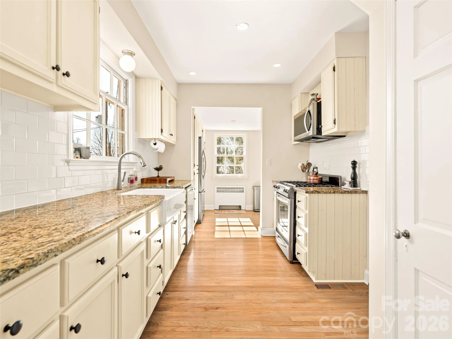 25 Chiles Avenue - Photo 16
