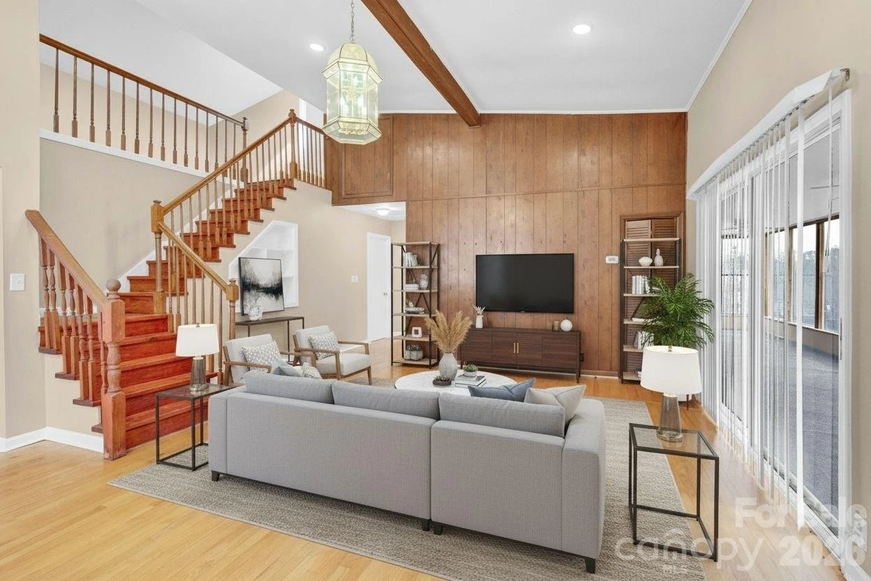 229 Riverhills Drive - Photo 2