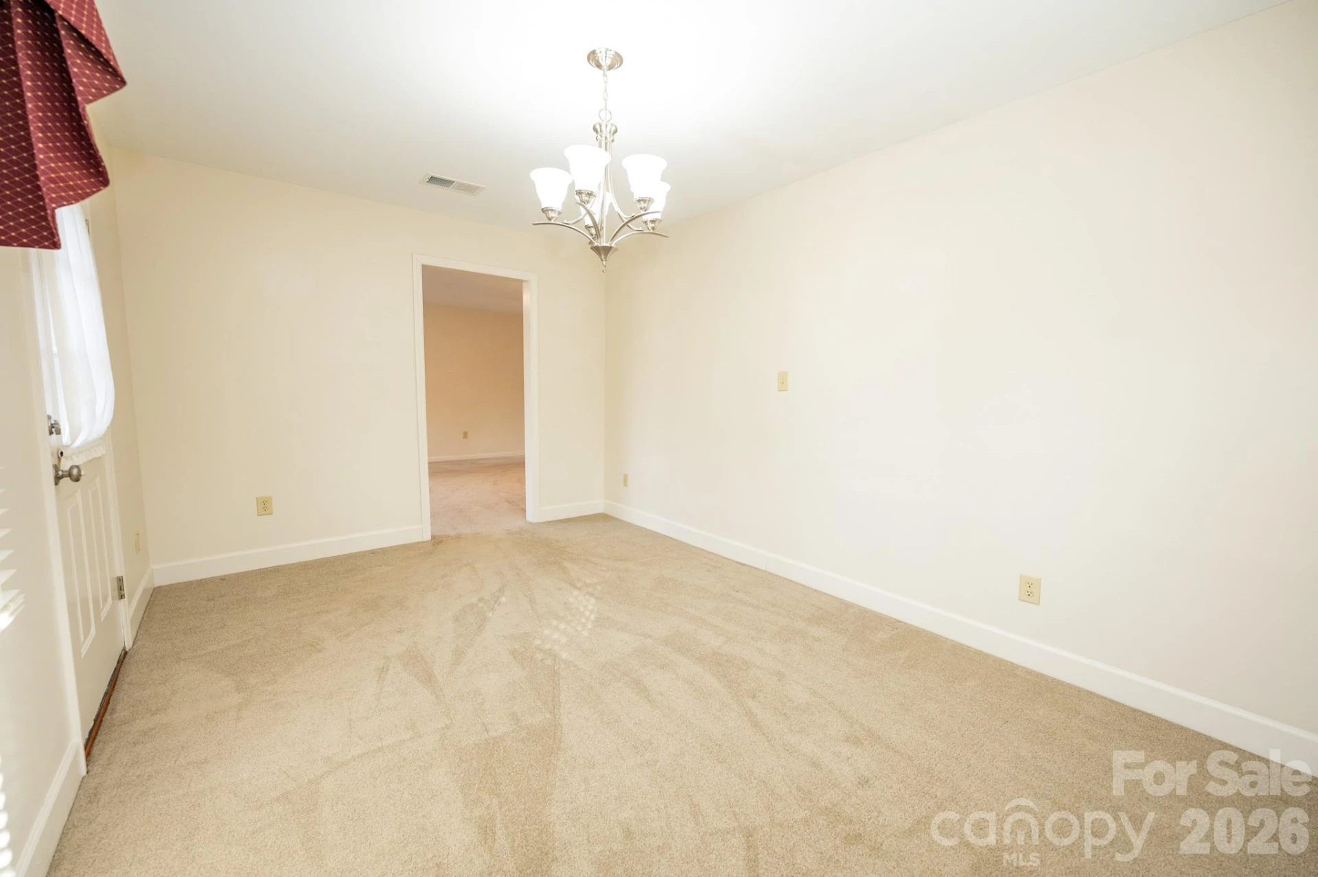 250 Eastwood Village Drive - Photo 9