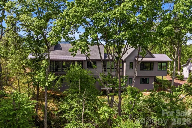 162 Riverbend Forest Drive
