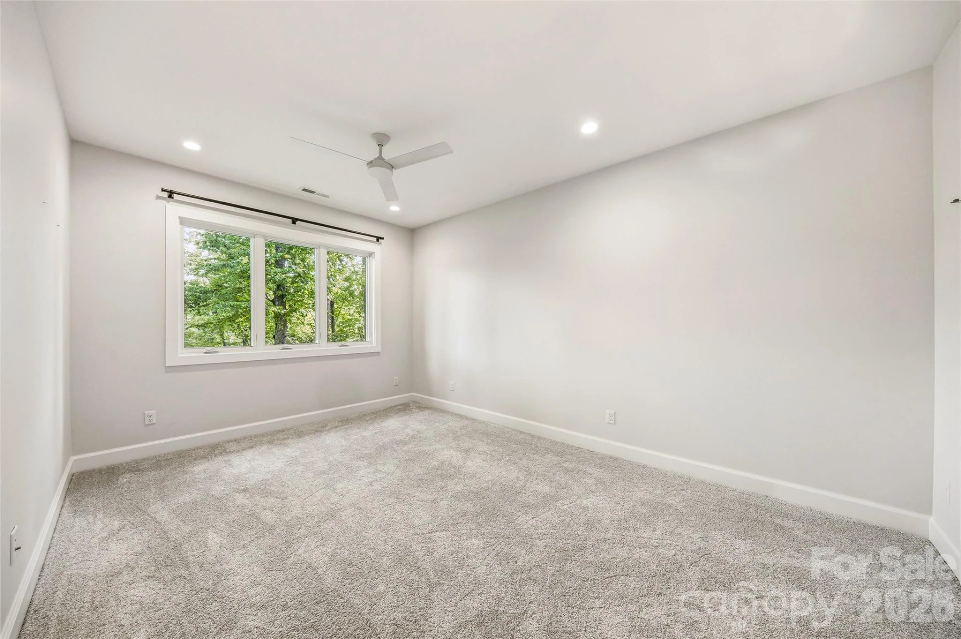 162 Riverbend Forest Drive - Photo 35