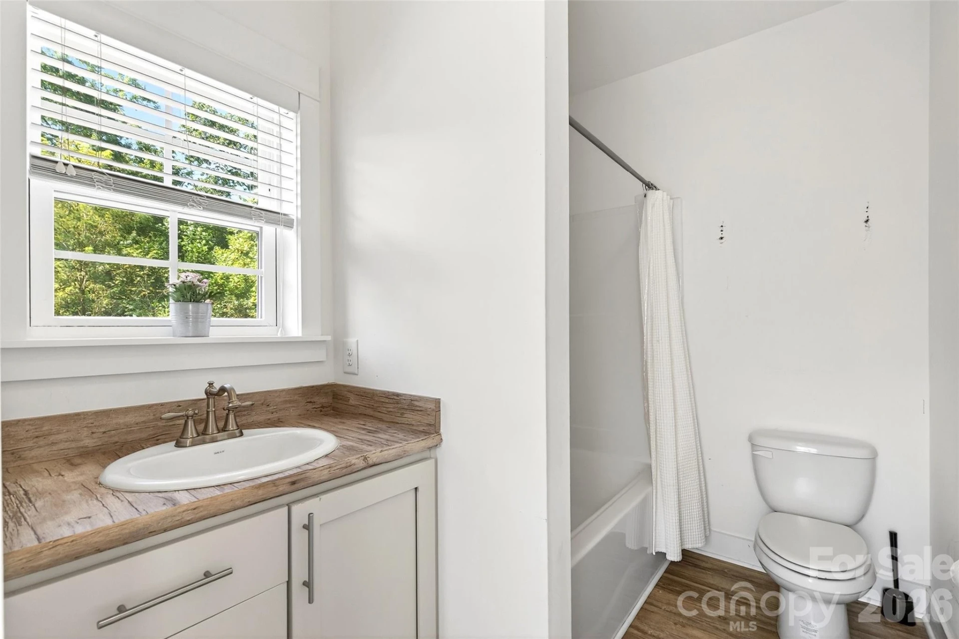 8026 Buck Creek Road - Photo 17