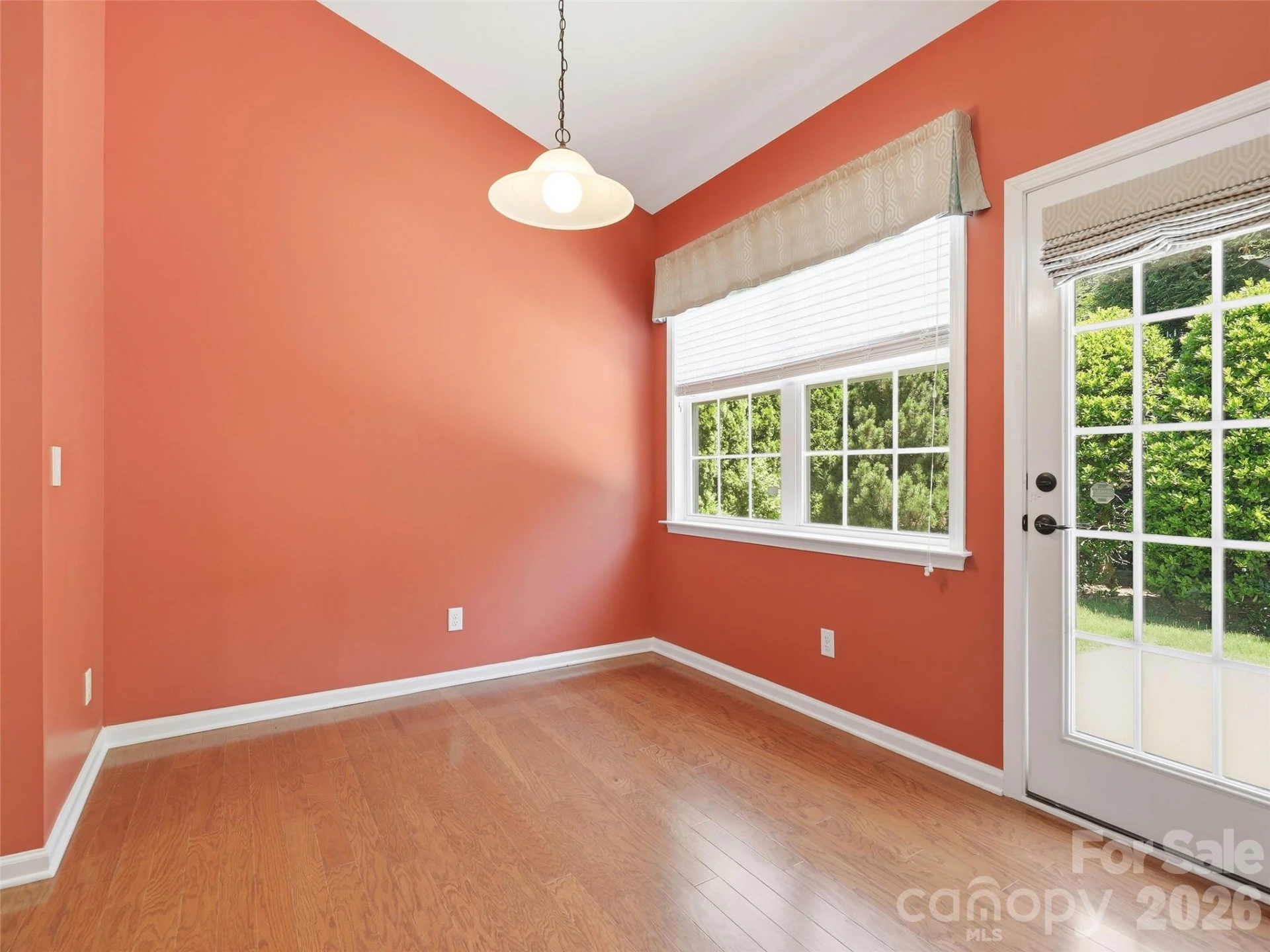 1 Breyerton Court - Photo 16