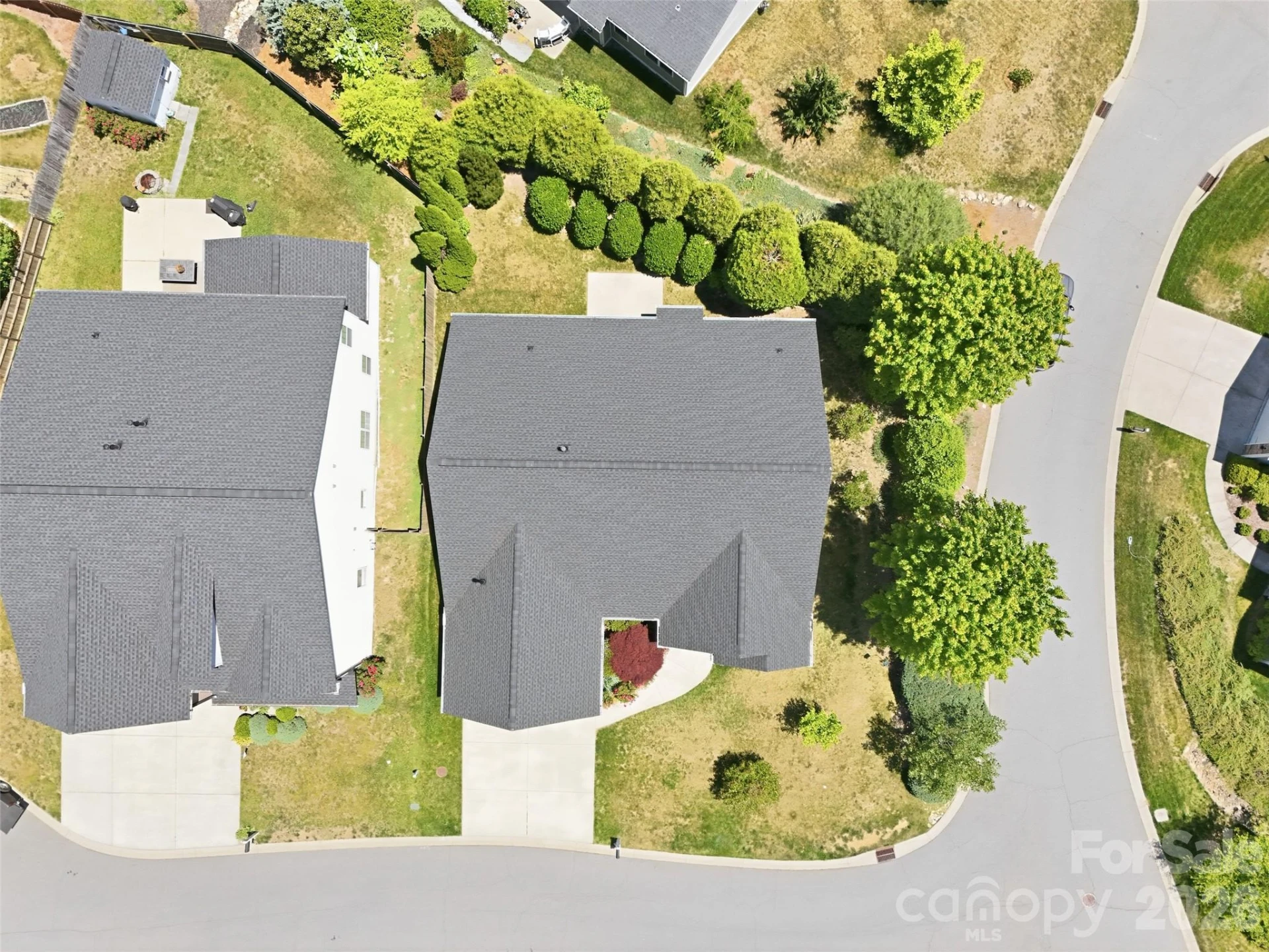 1 Breyerton Court - Photo 42