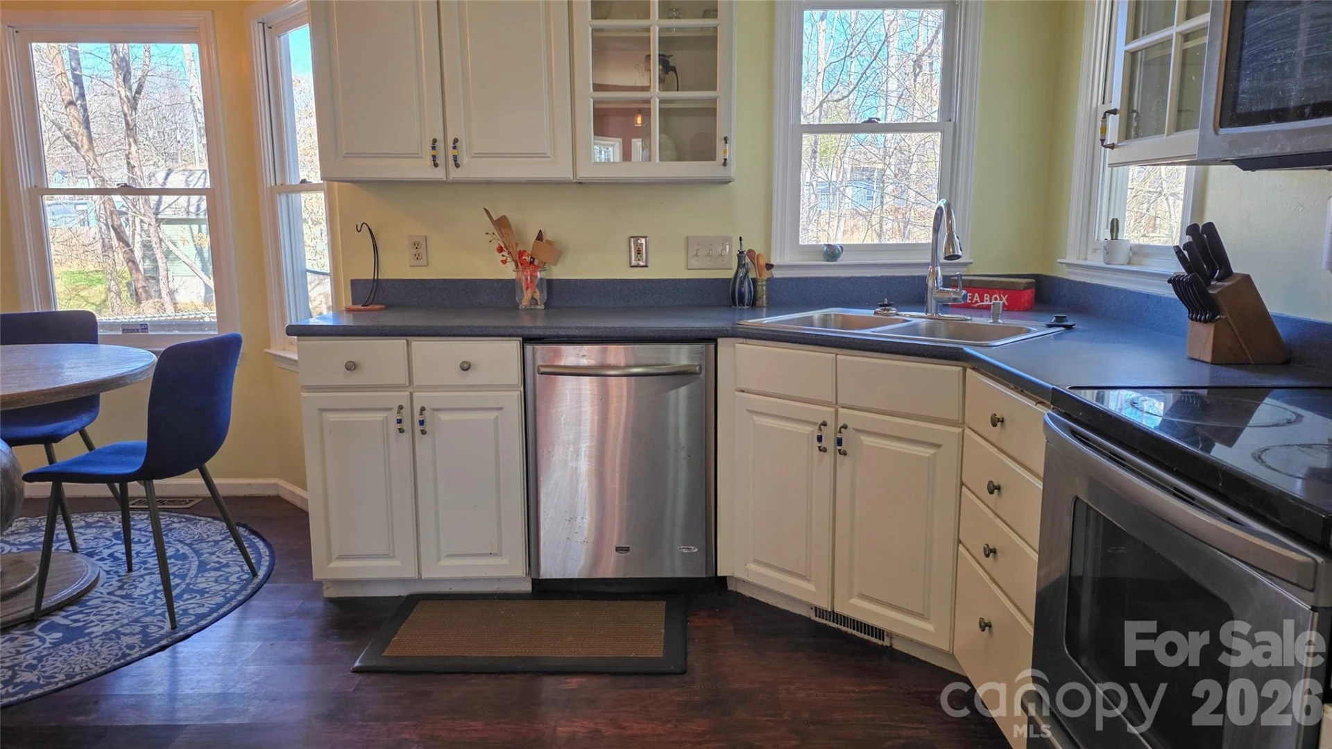 28 Sweetbriar Court - Photo 13