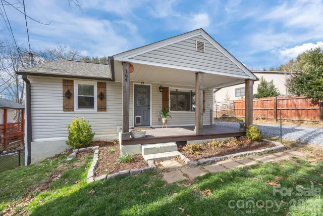 164 Lakeside Drive