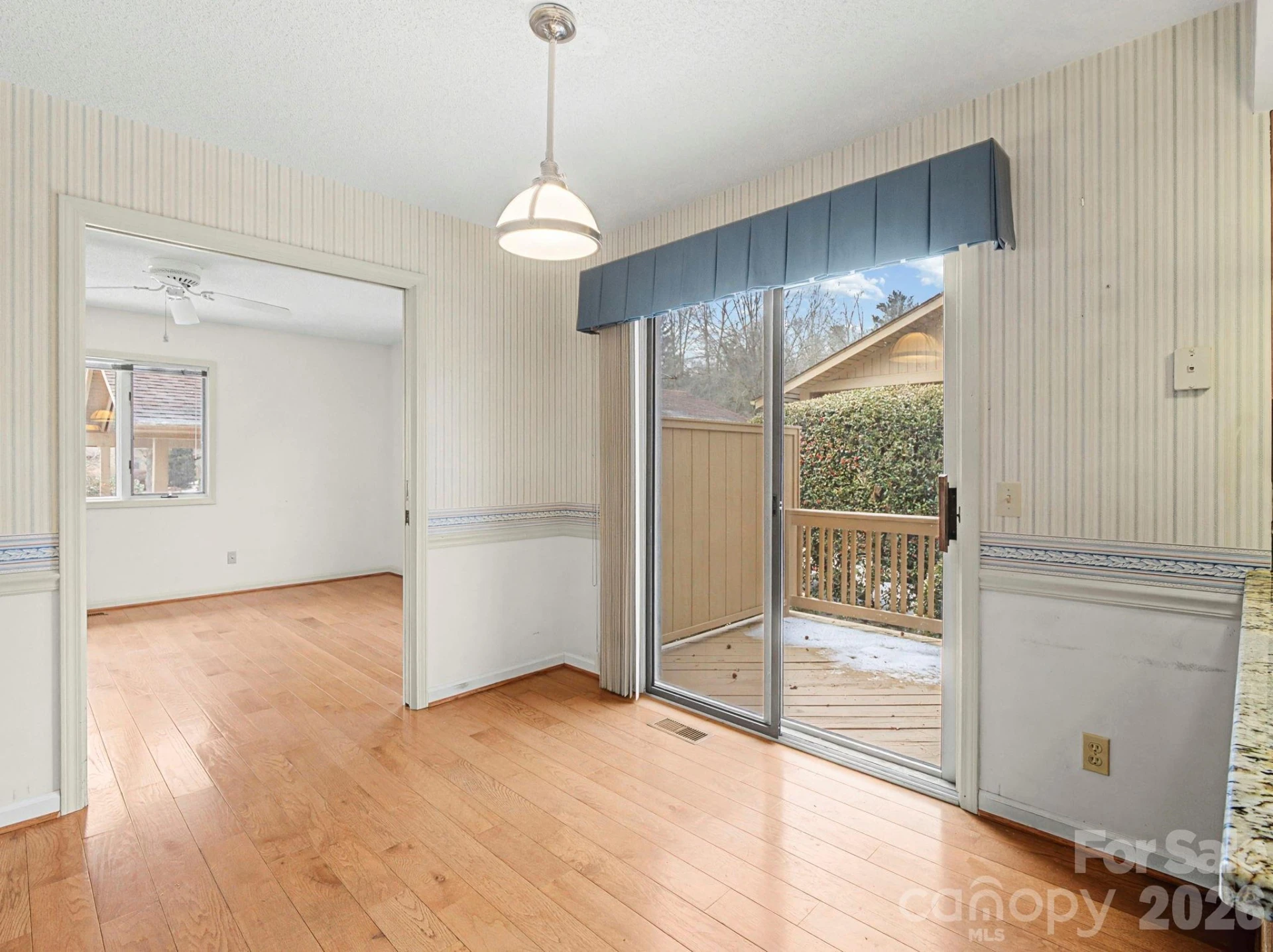 605 Red Oak Drive - Photo 10