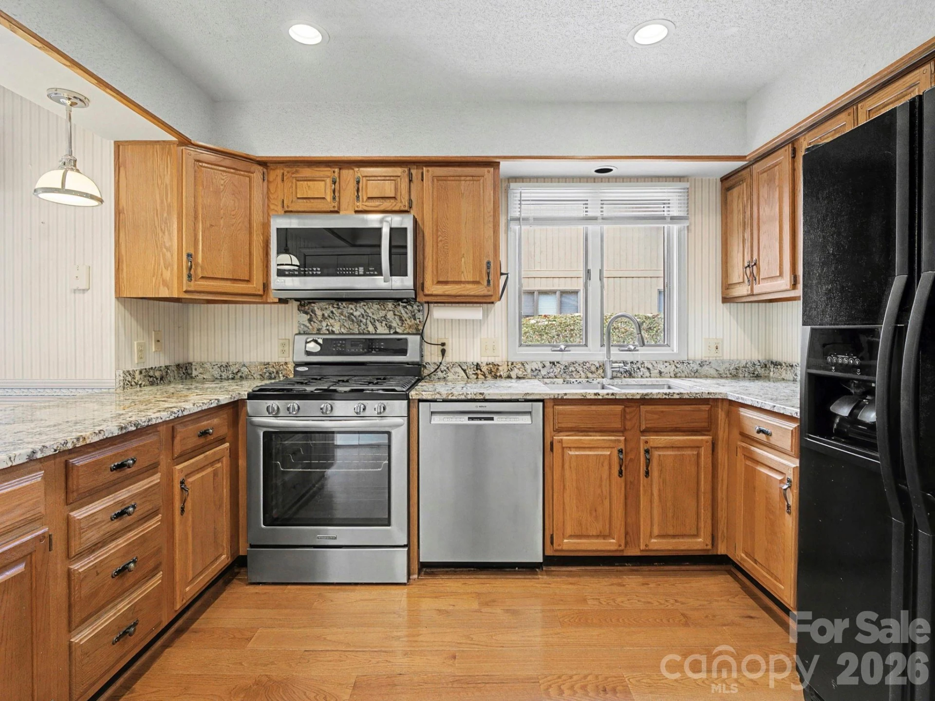 605 Red Oak Drive - Photo 13