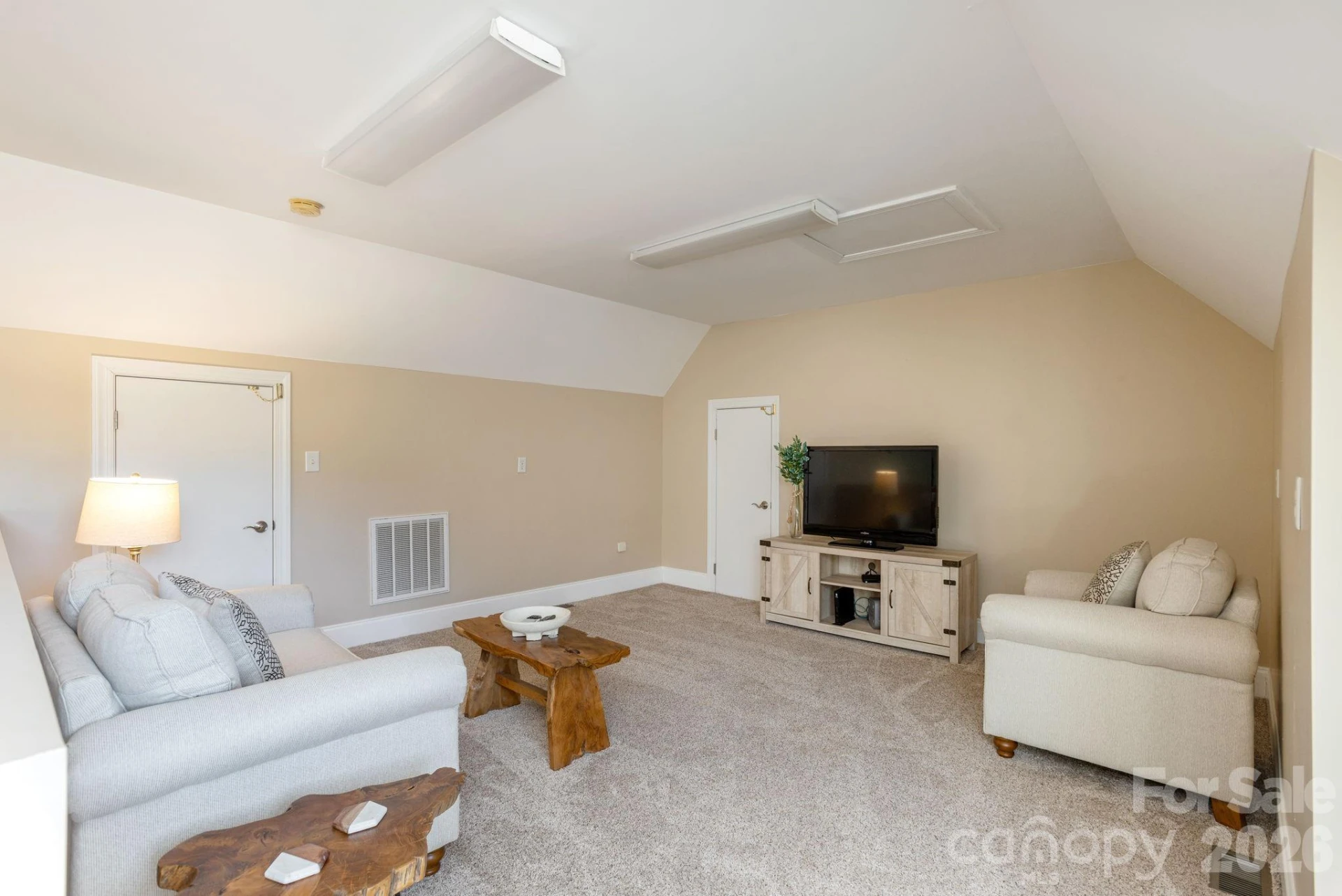 16 WINTERBERRY Drive - Photo 36