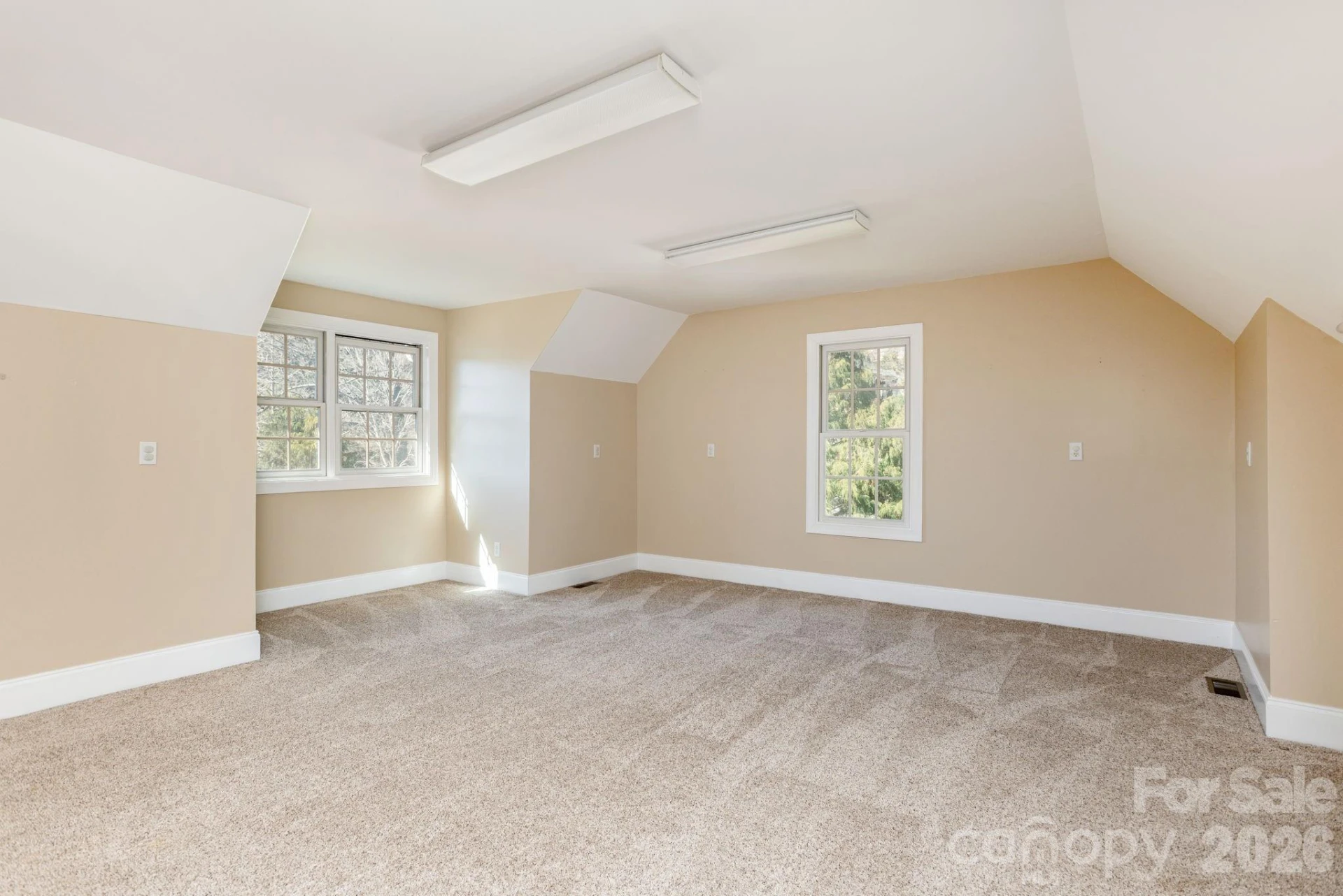 16 WINTERBERRY Drive - Photo 38