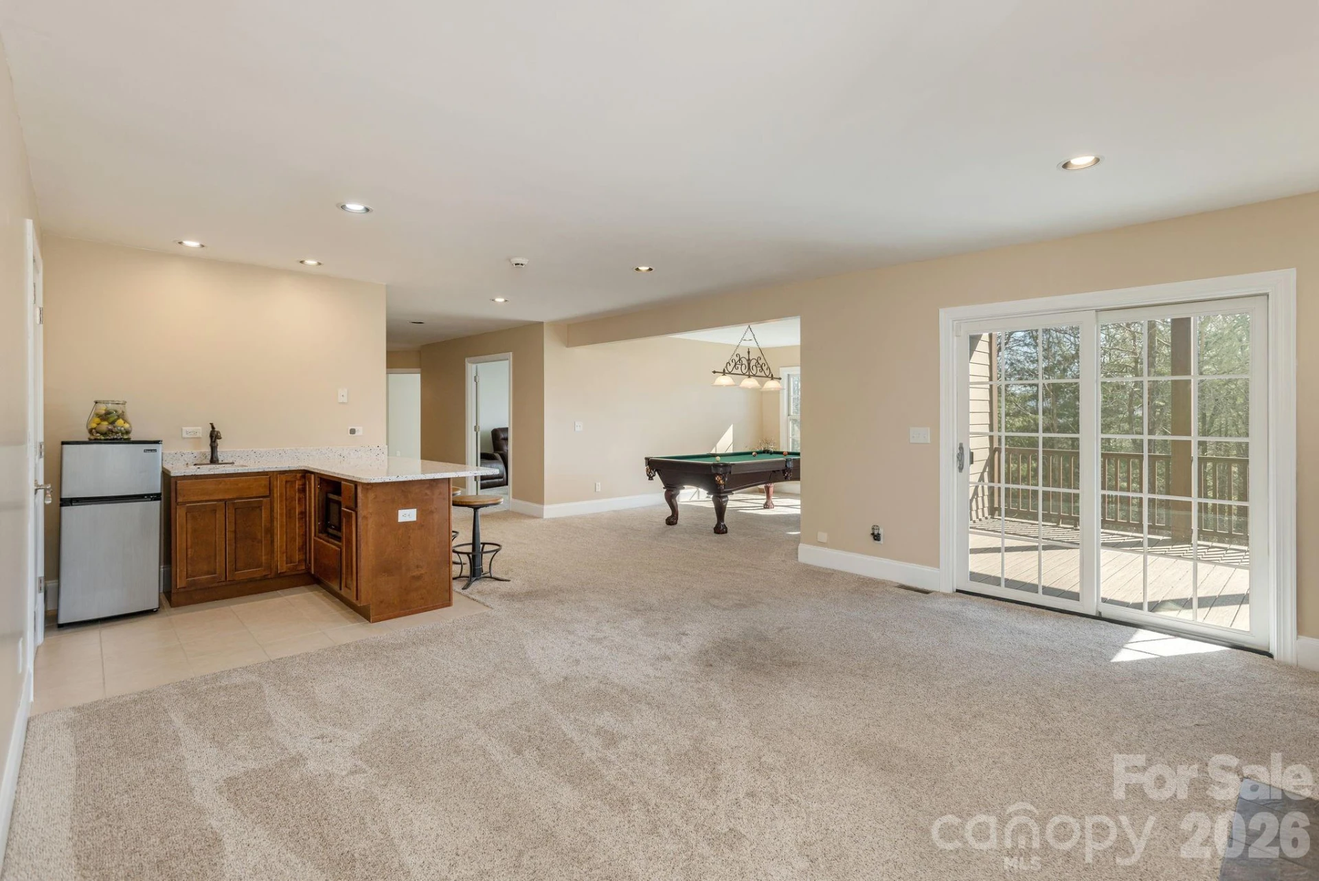 16 WINTERBERRY Drive - Photo 39