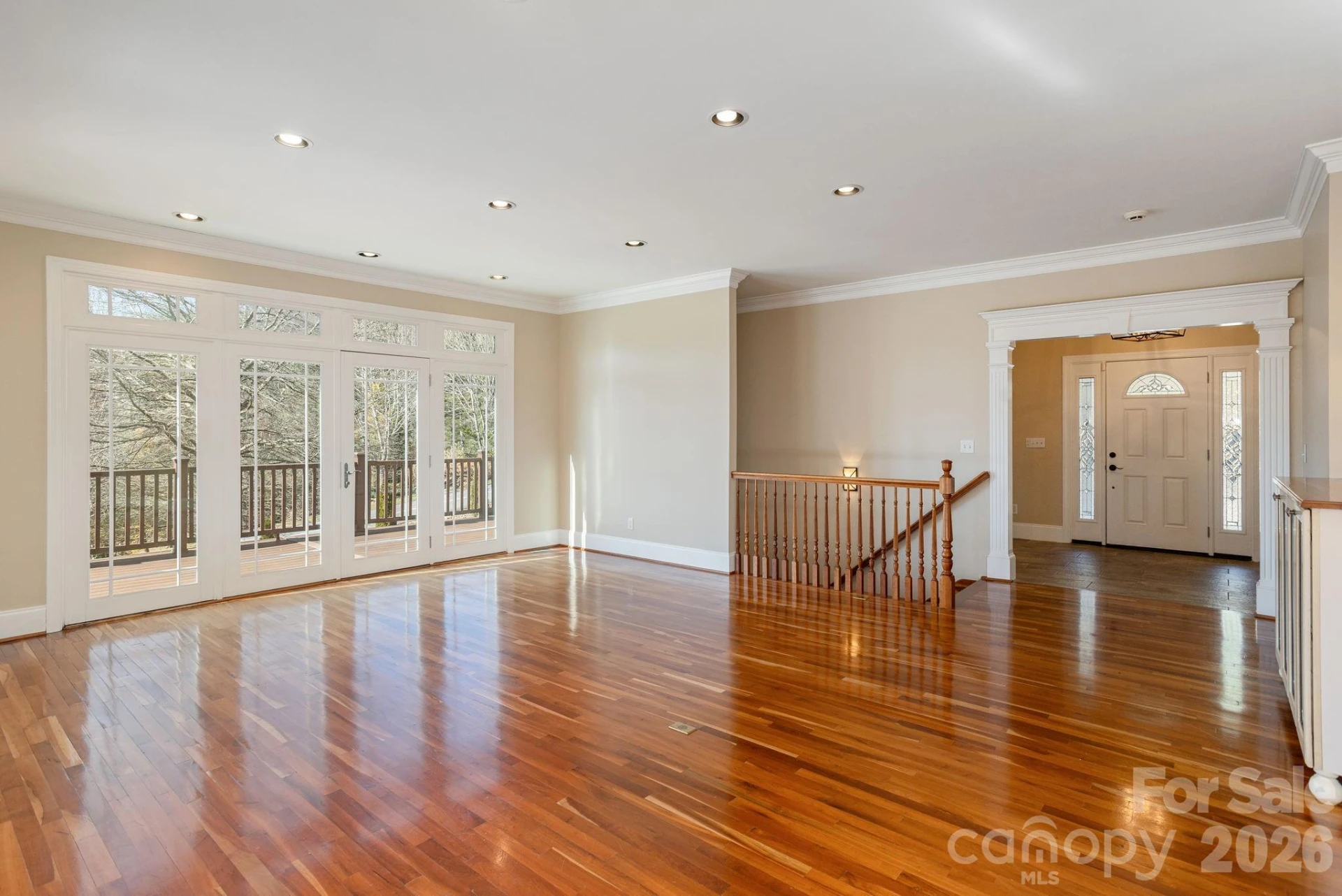 16 WINTERBERRY Drive - Photo 7