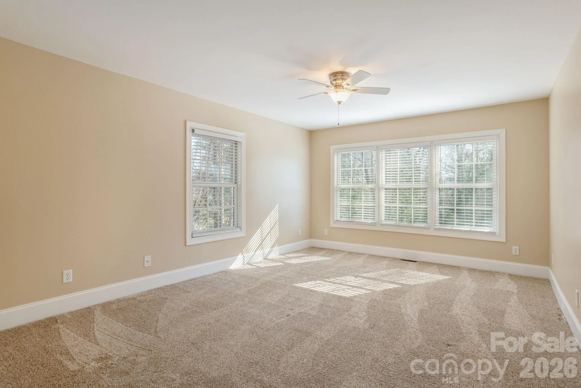 16 WINTERBERRY Drive - Photo 44