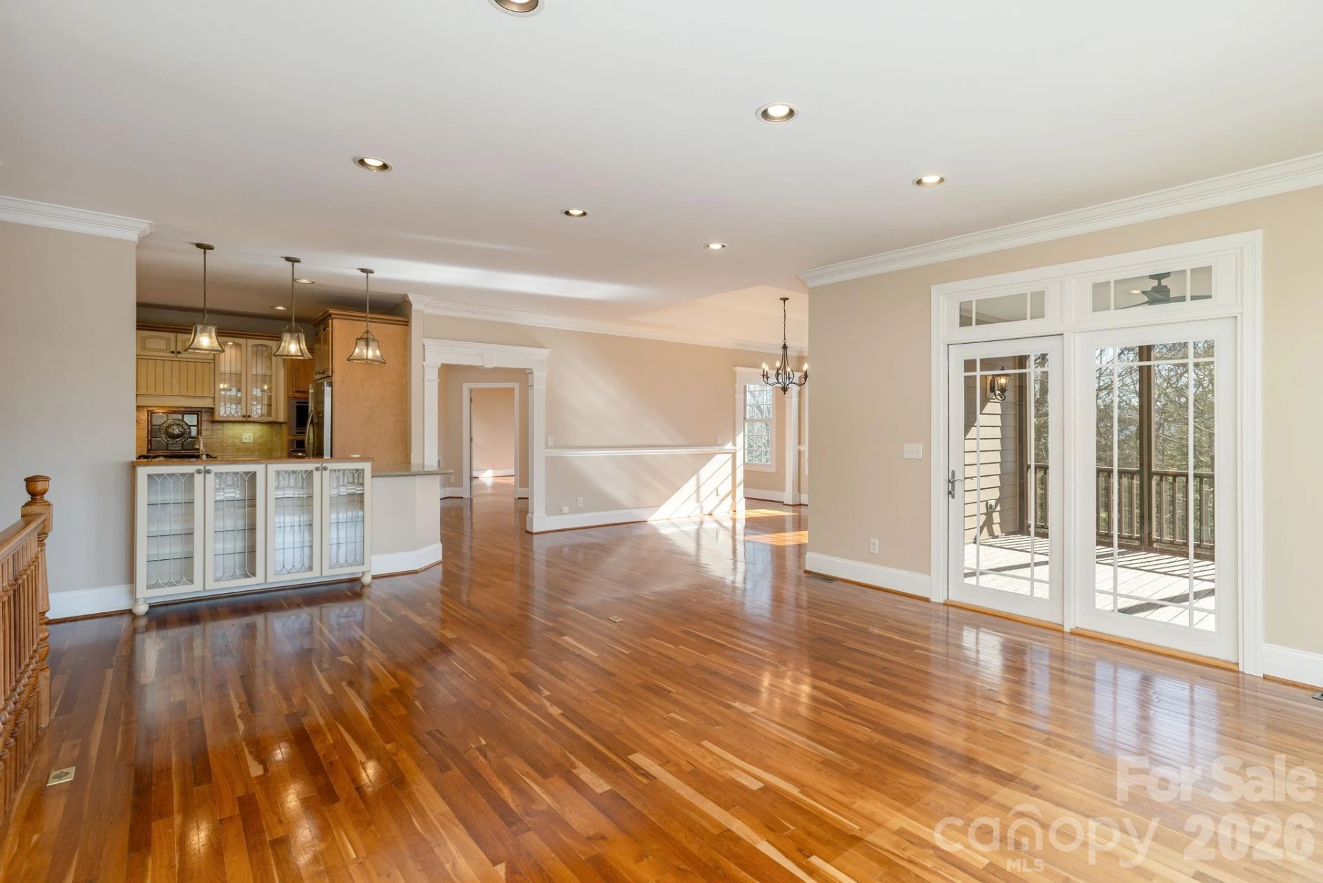 16 WINTERBERRY Drive - Photo 9
