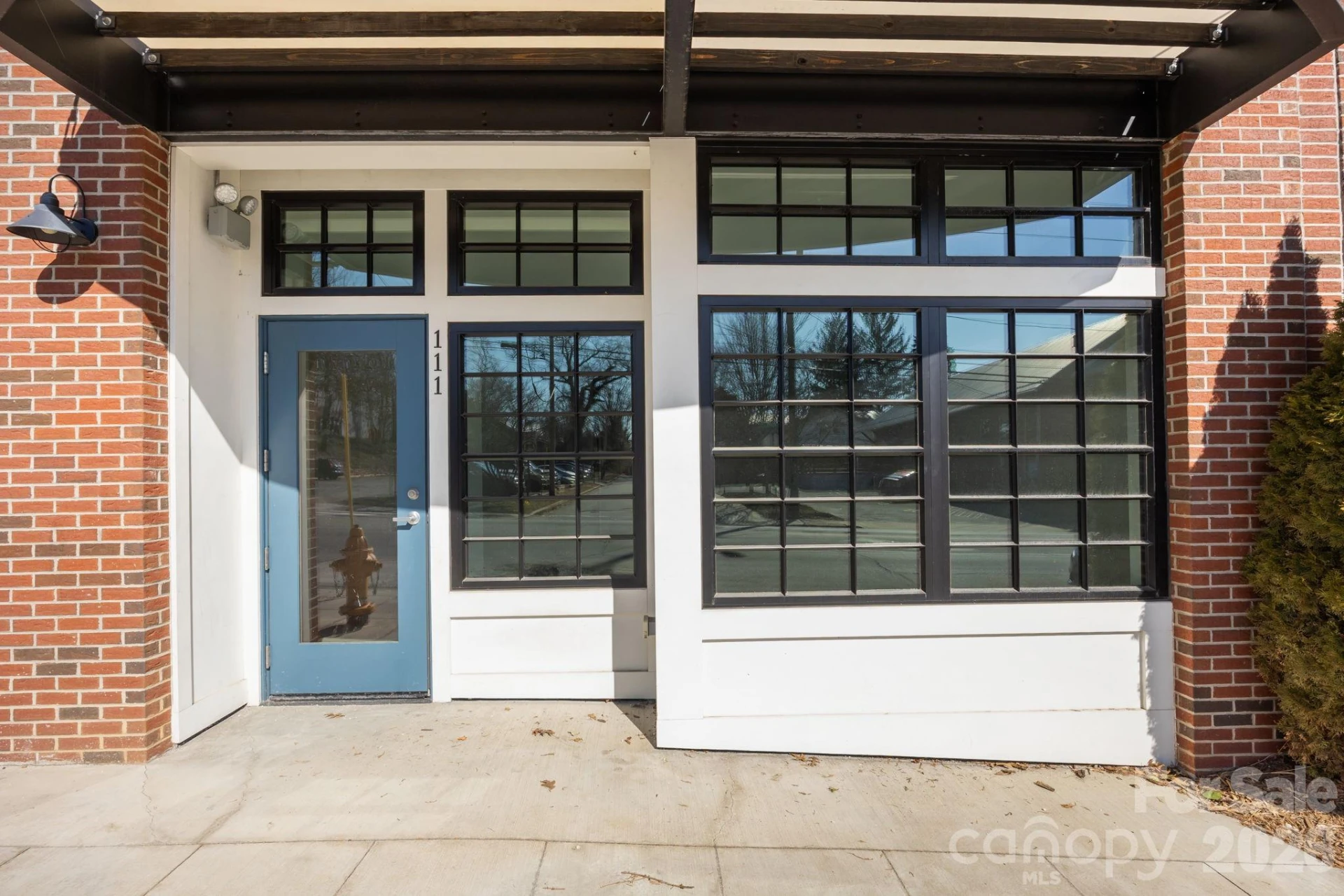 315 Haywood Road #111/211 - Photo 4