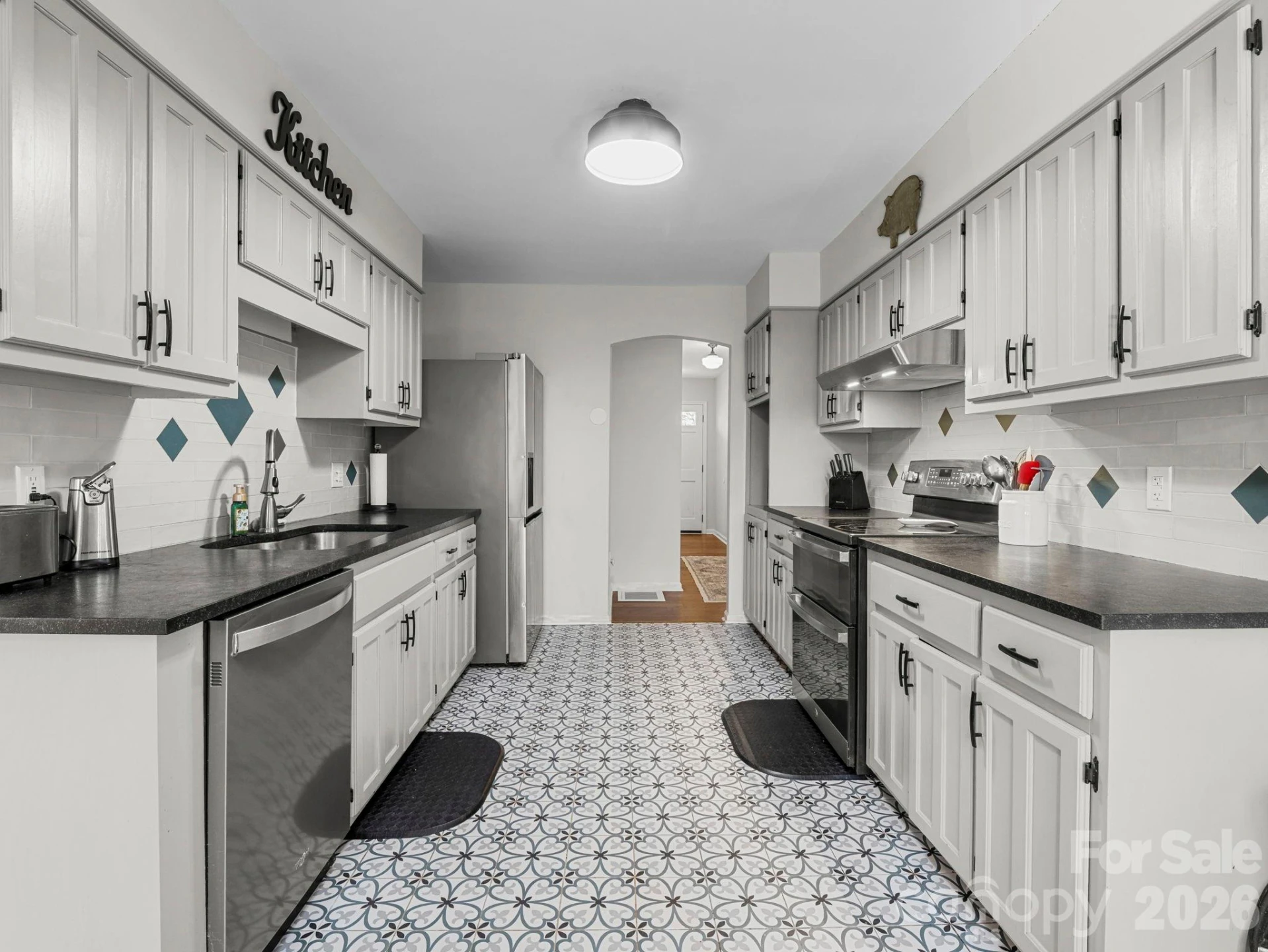 423 Mountain View Drive - Photo 13