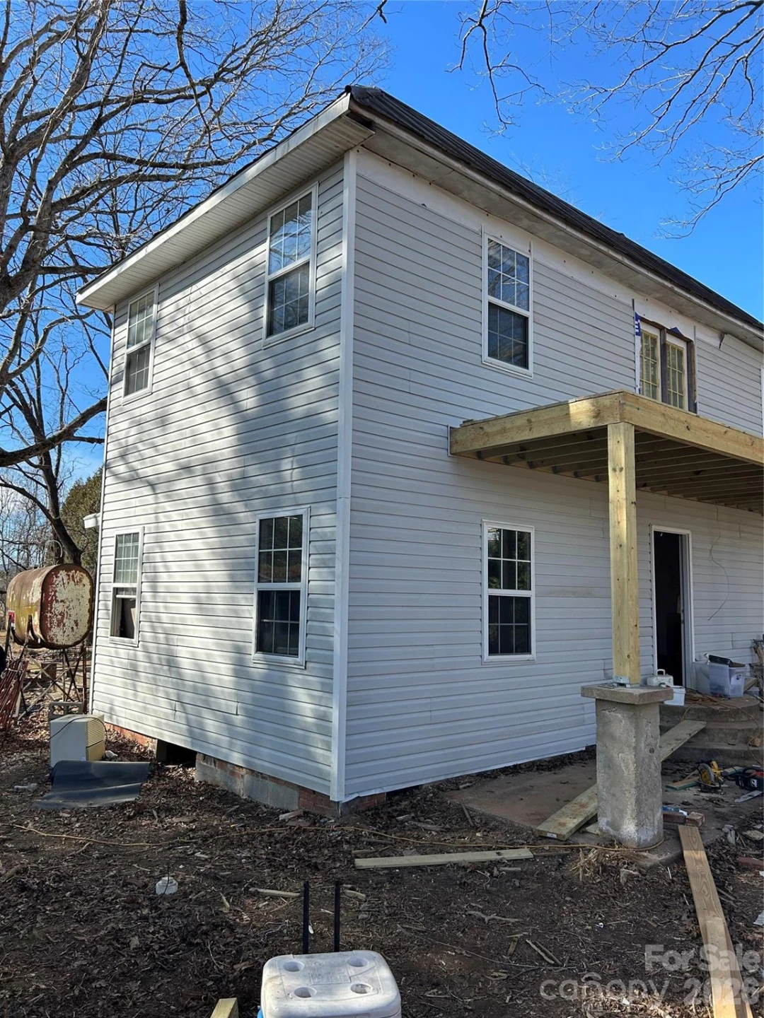 16 Mallory Lane