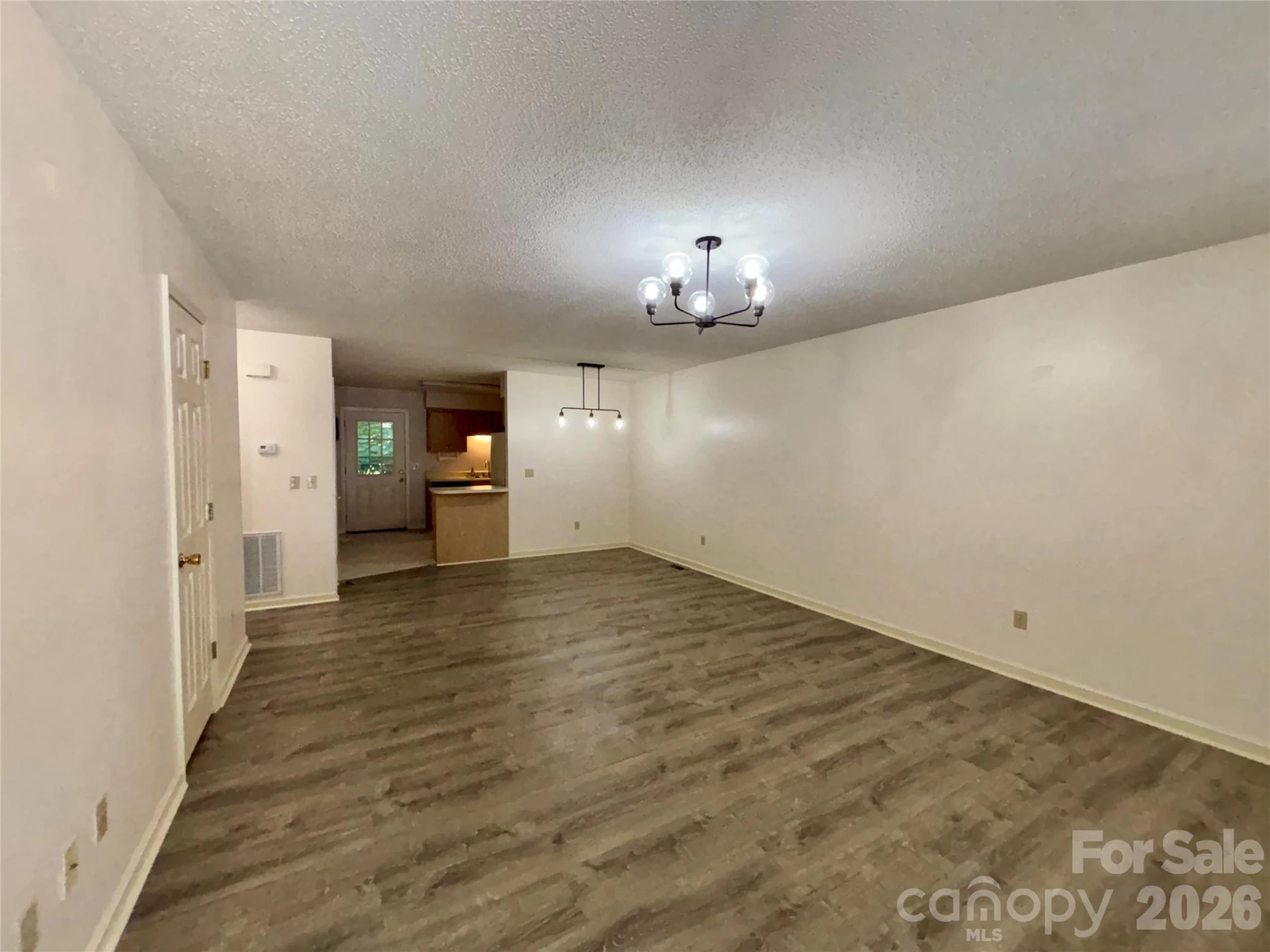 160 Whispering Pines Drive - Photo 4