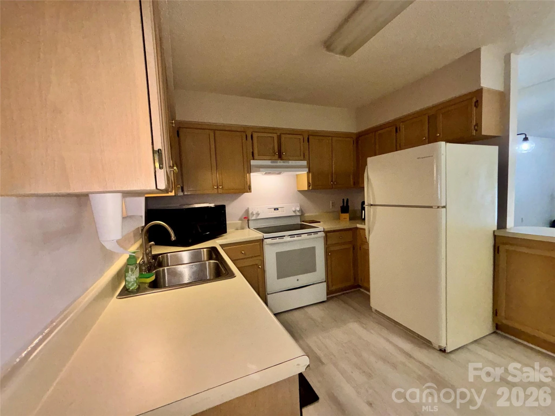 160 Whispering Pines Drive - Photo 11