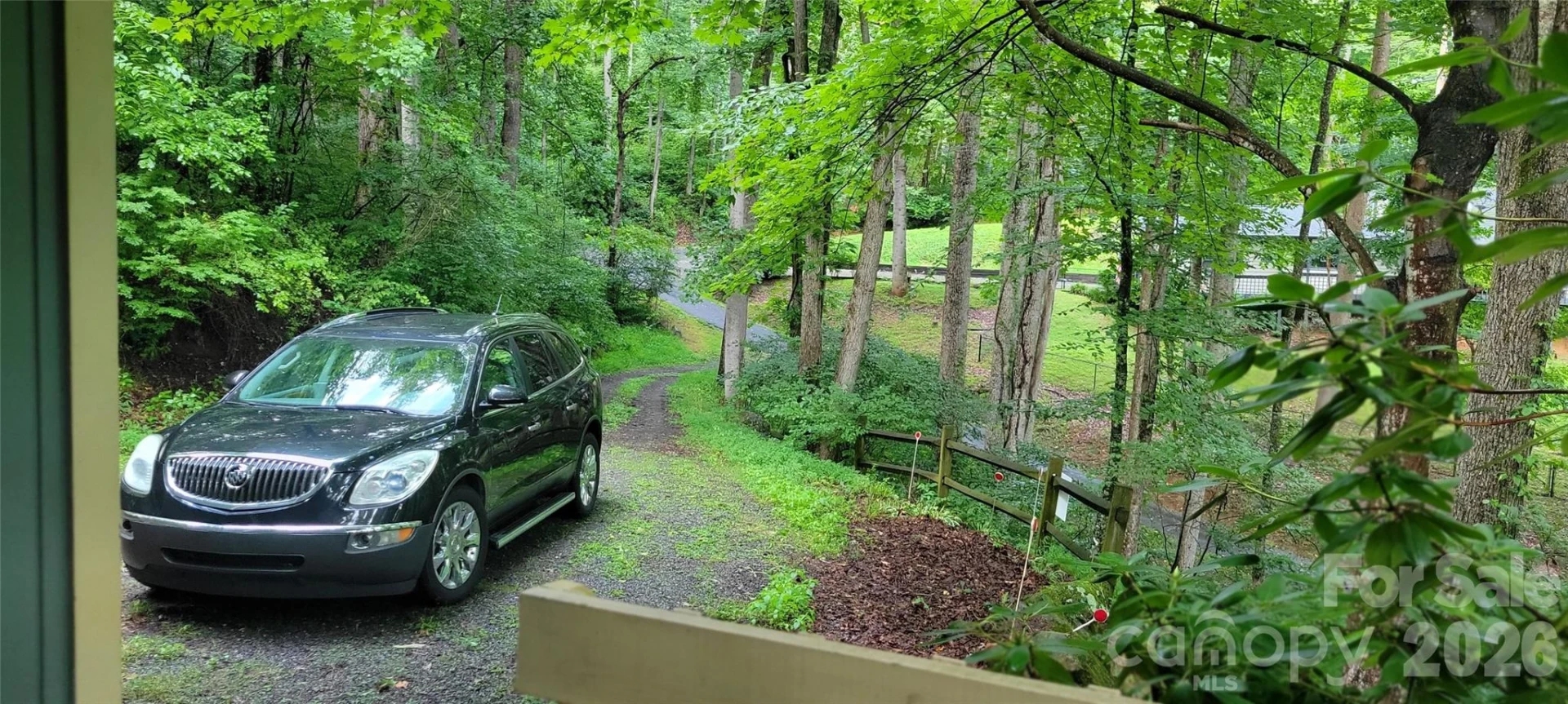 445 Allison Drive - Photo 4