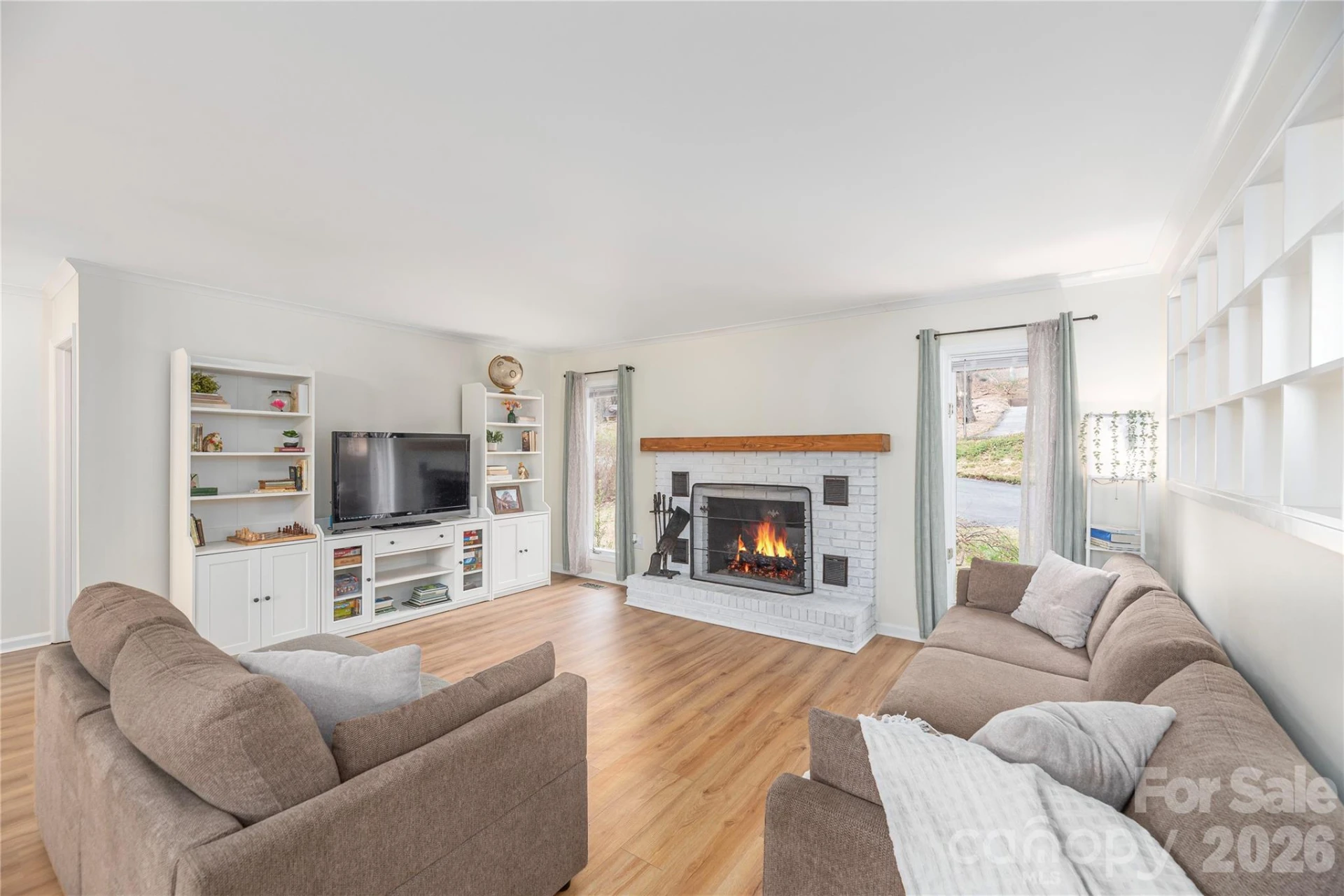 239 Stonebrook Drive - Photo 4