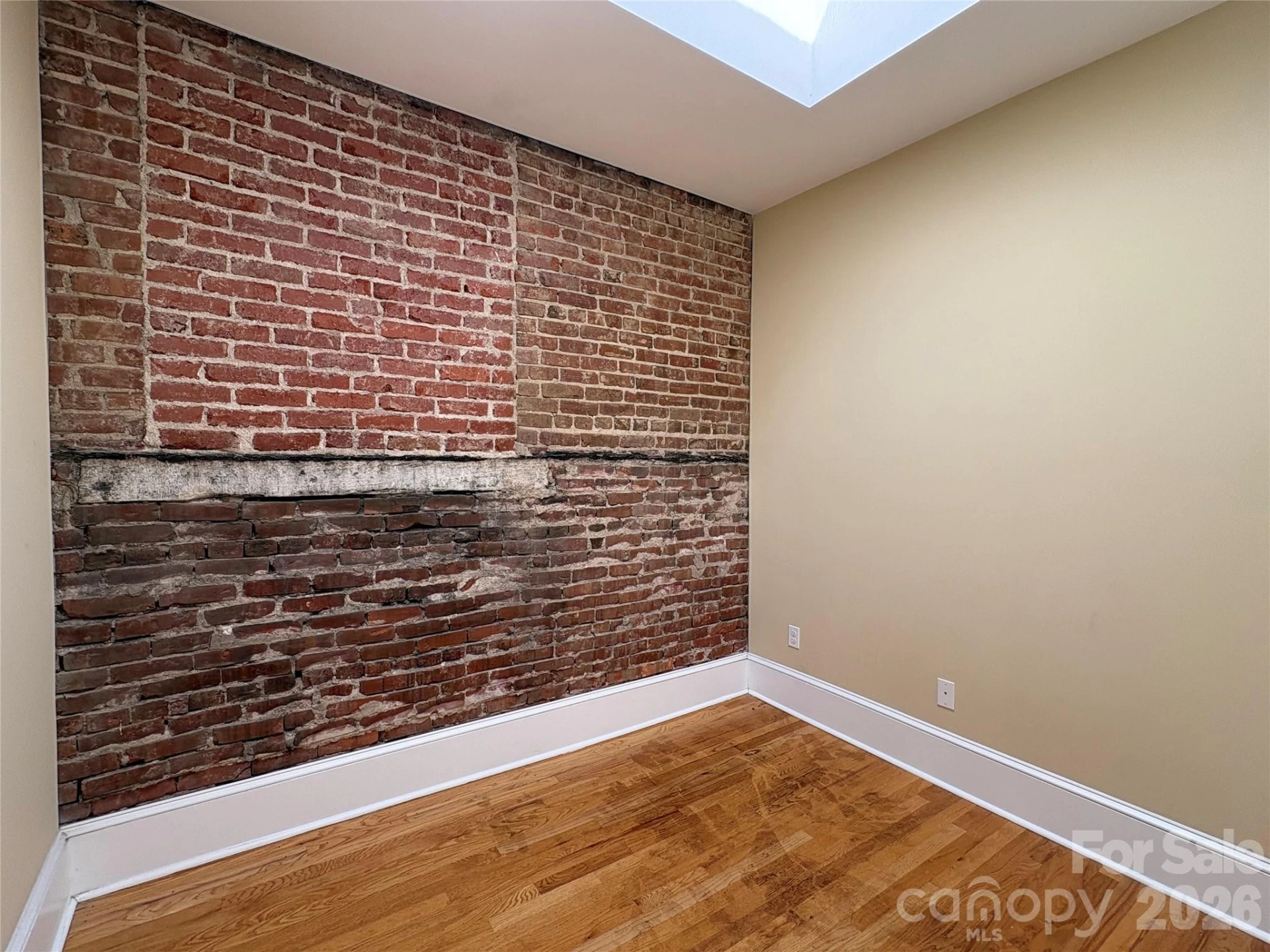 501 N Main Street - Photo 12