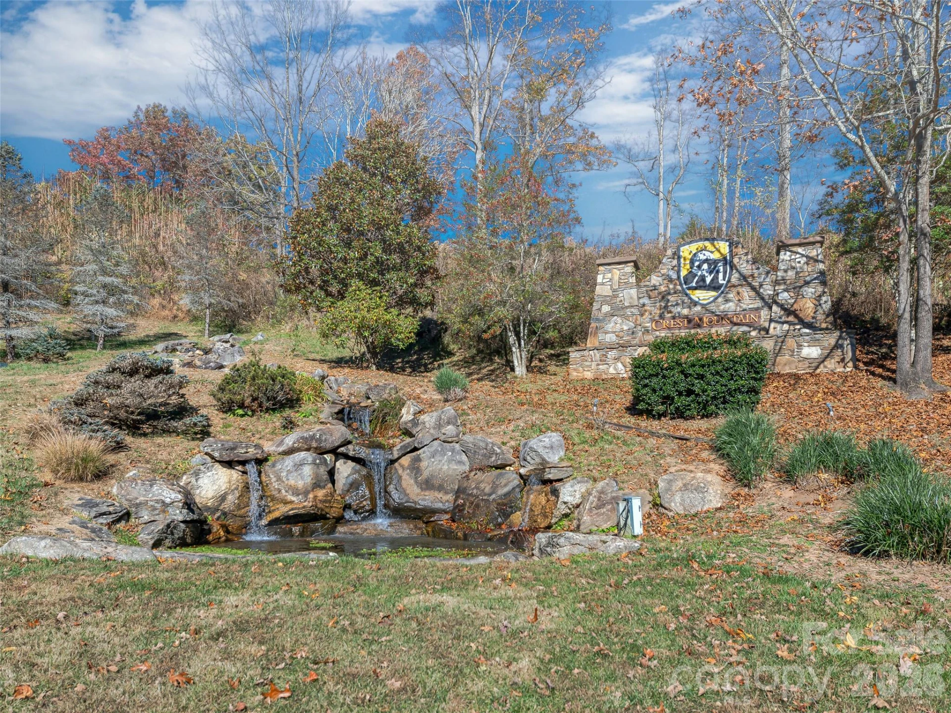 4 Chimney Crest Drive #F - Photo 32