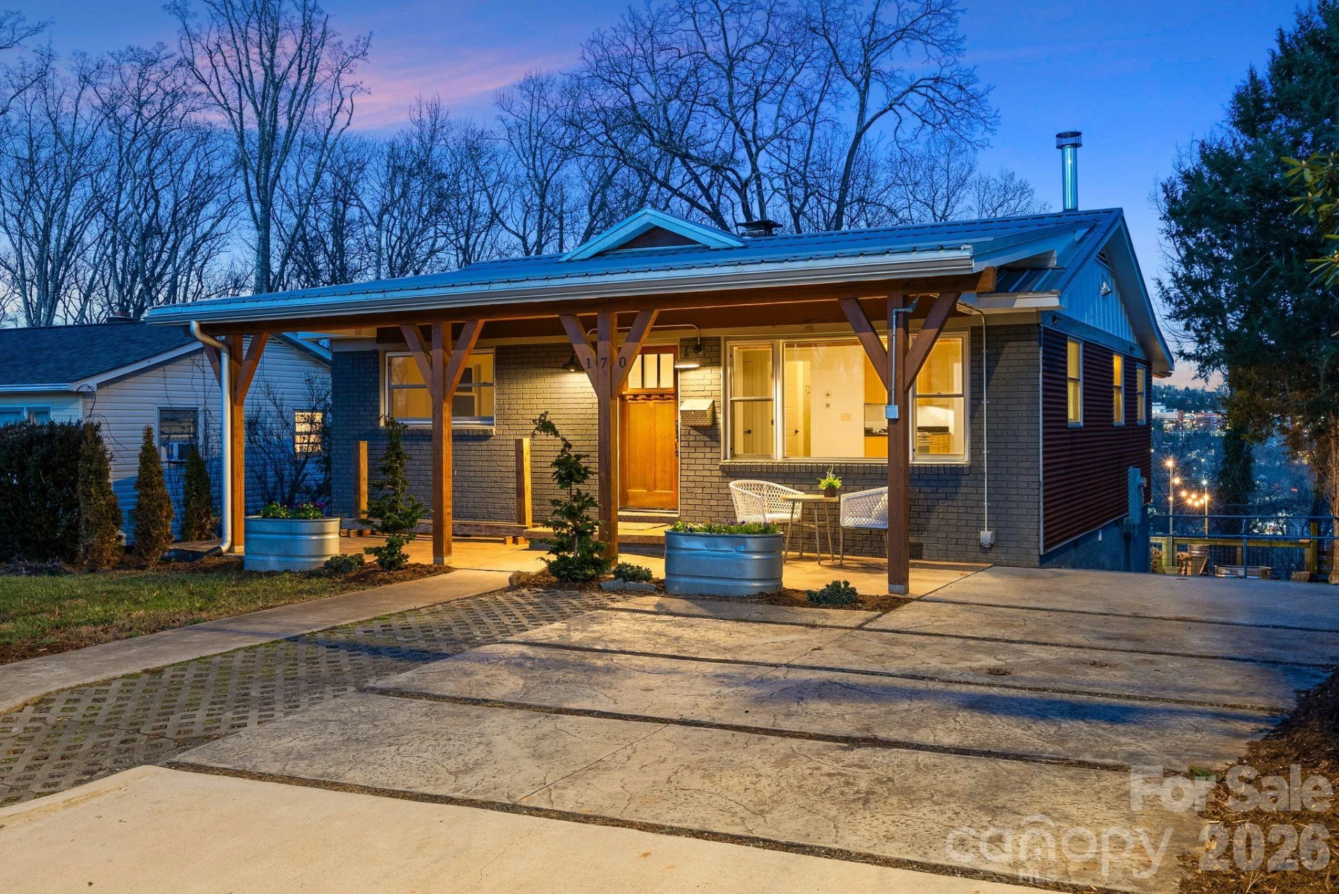 170 Riverview Drive - Photo 2