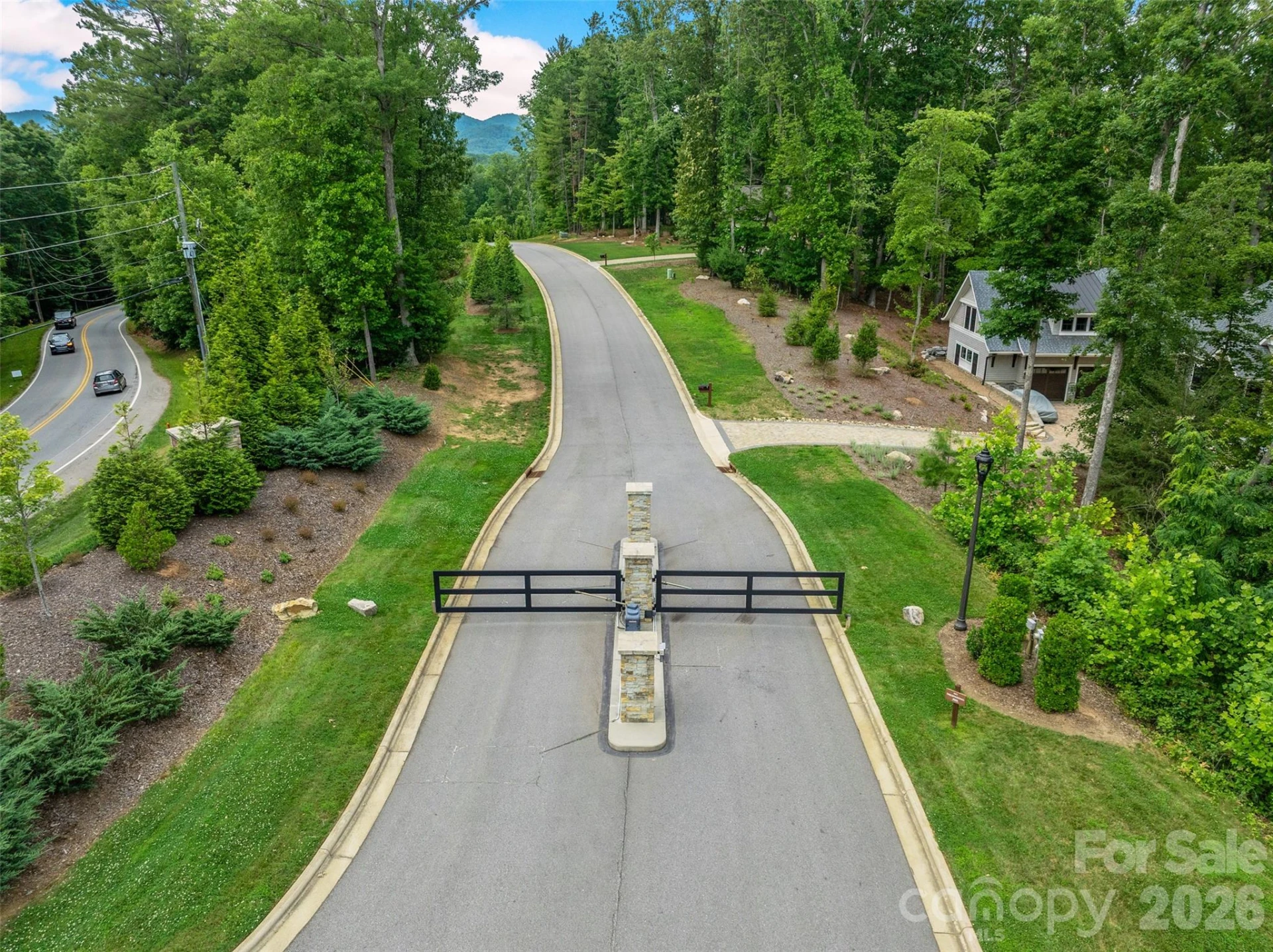 17 Hendrickson Court - Photo 2