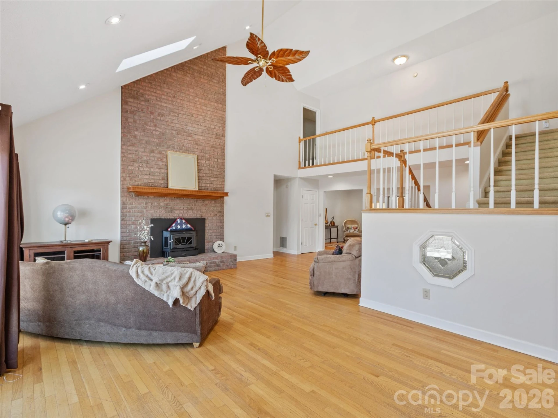 126 Hillcrest Drive - Photo 4