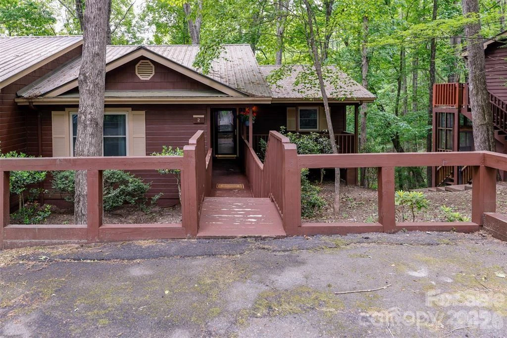 385 Whitney Boulevard #2 - Photo 2