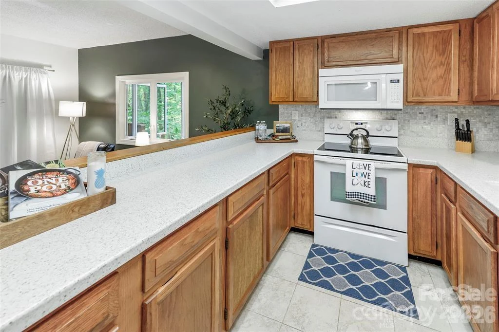 385 Whitney Boulevard #2 - Photo 6