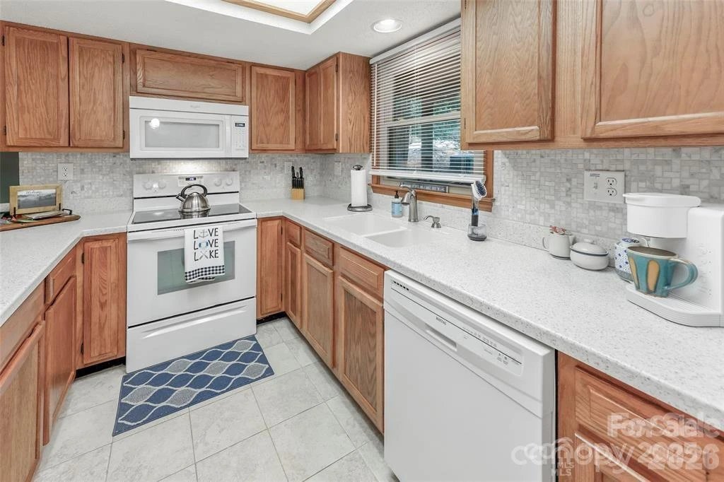 385 Whitney Boulevard #2 - Photo 7