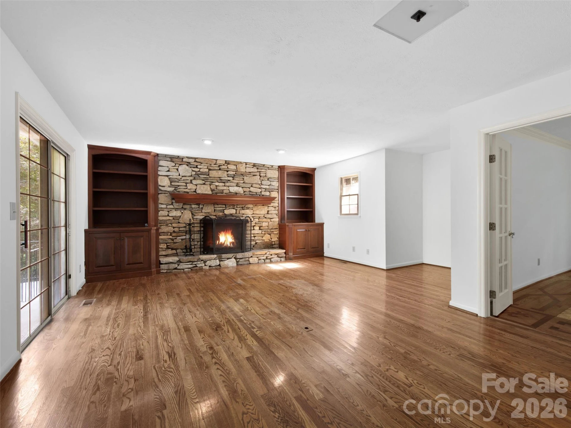 110 Glengary Drive - Photo 4