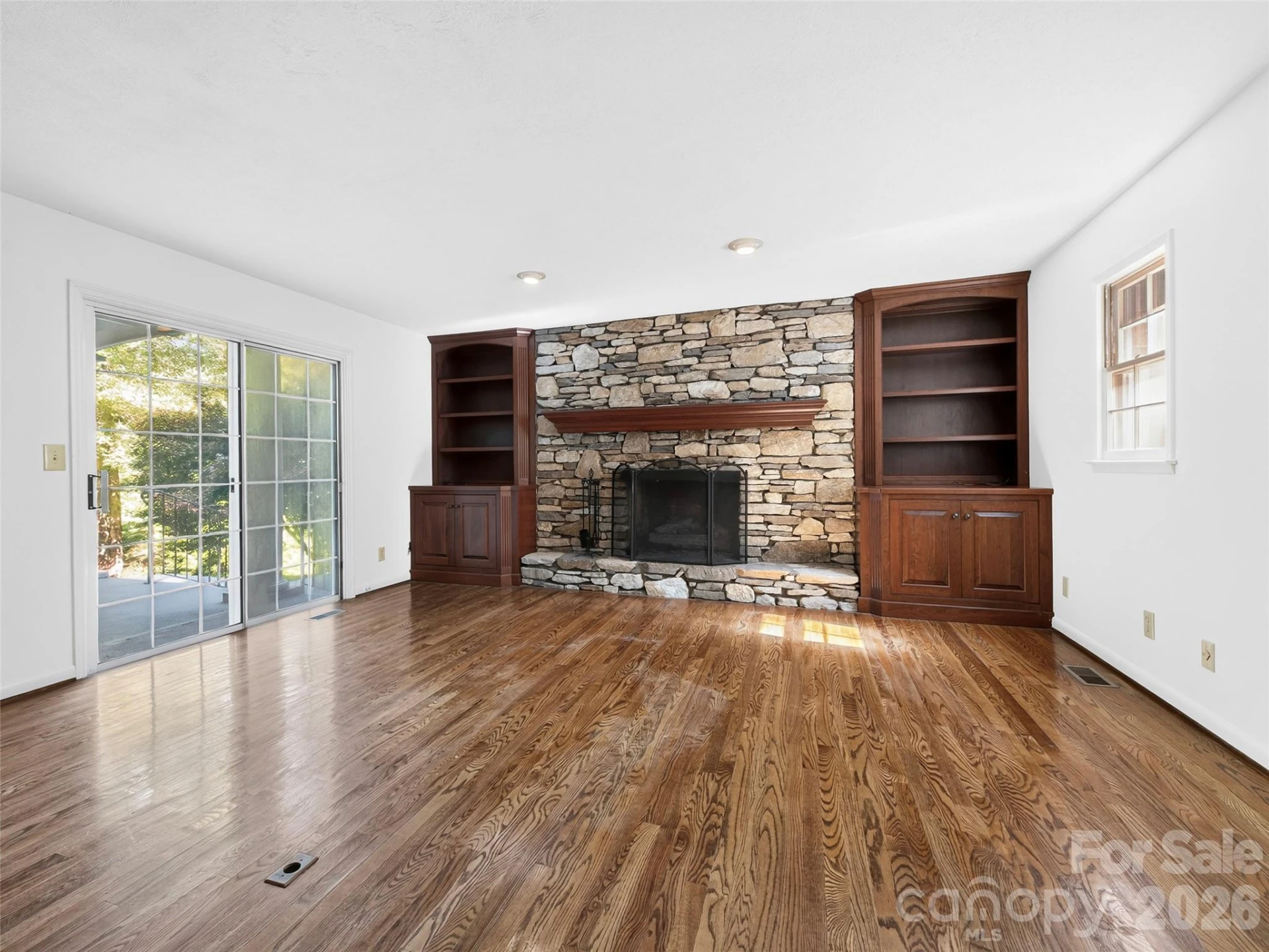 110 Glengary Drive - Photo 6