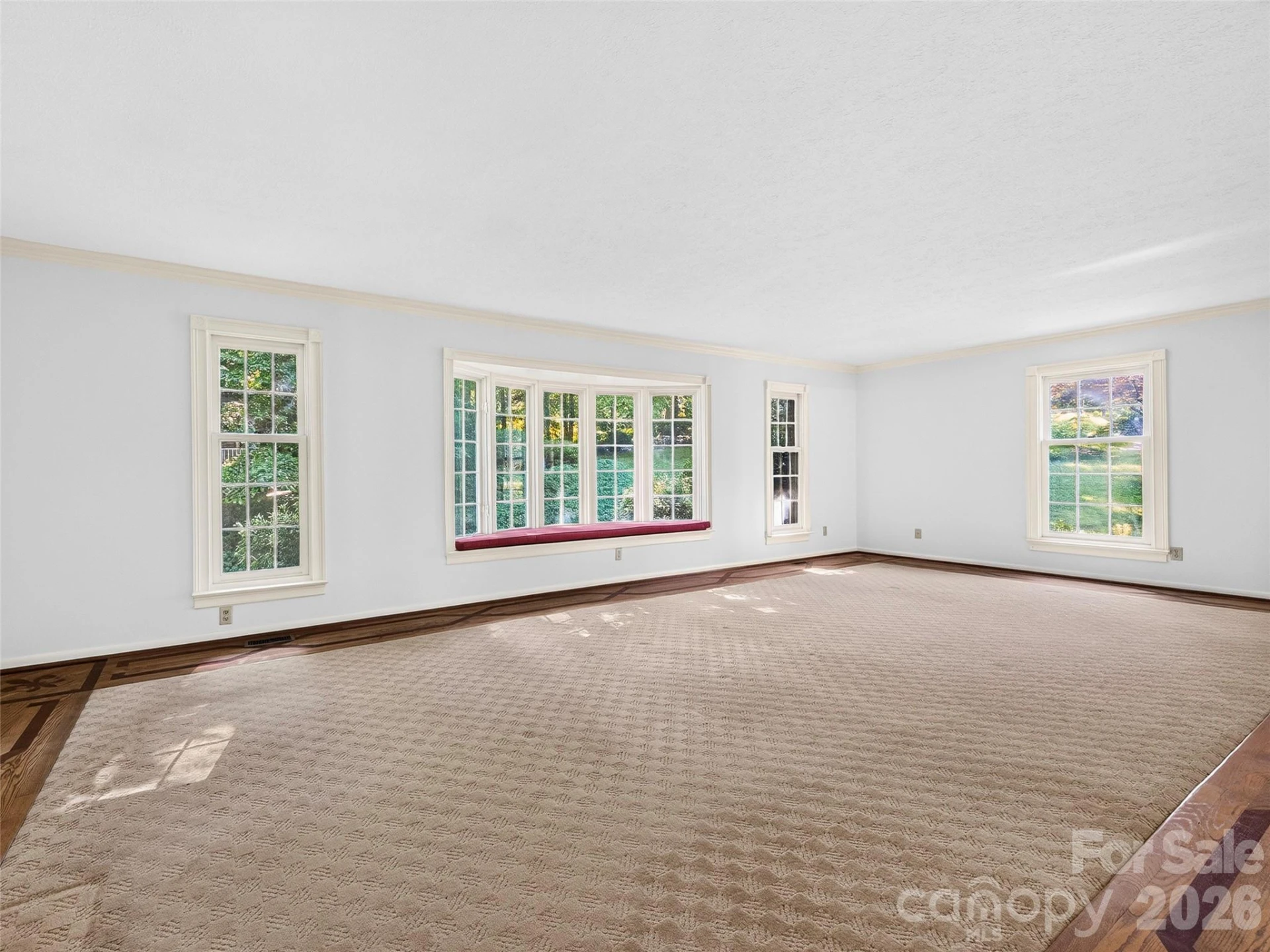 110 Glengary Drive - Photo 7
