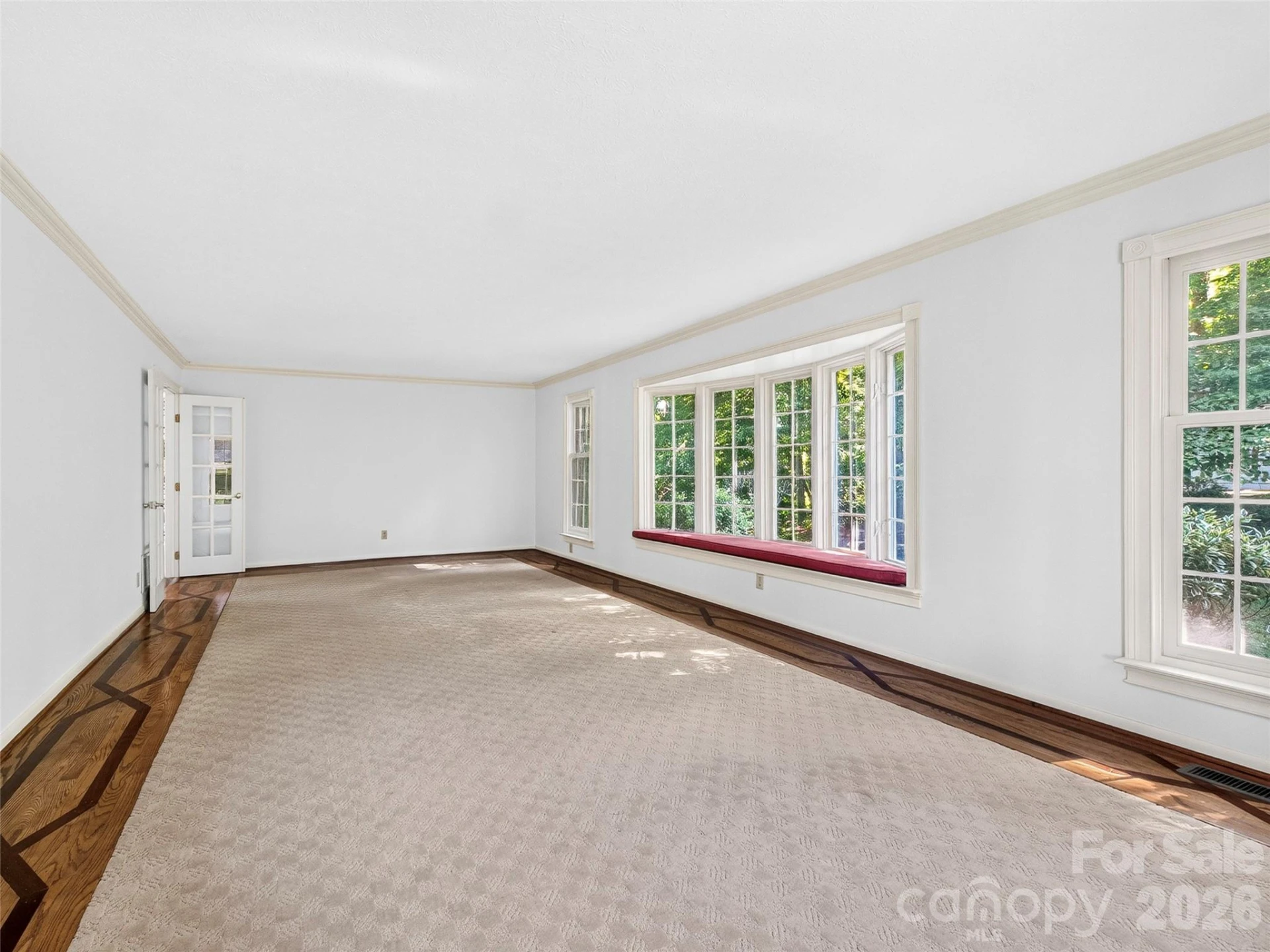 110 Glengary Drive - Photo 9