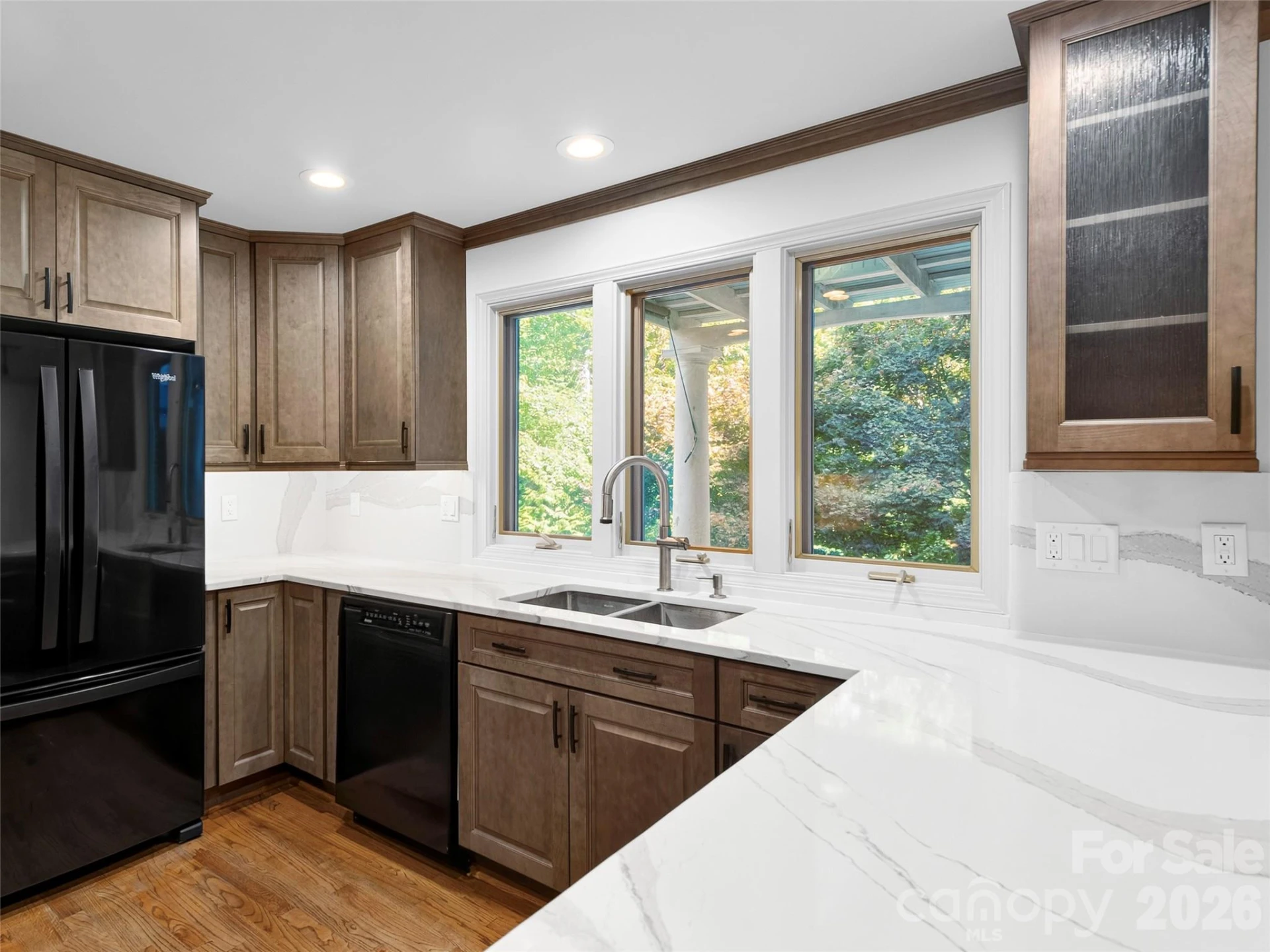 110 Glengary Drive - Photo 17