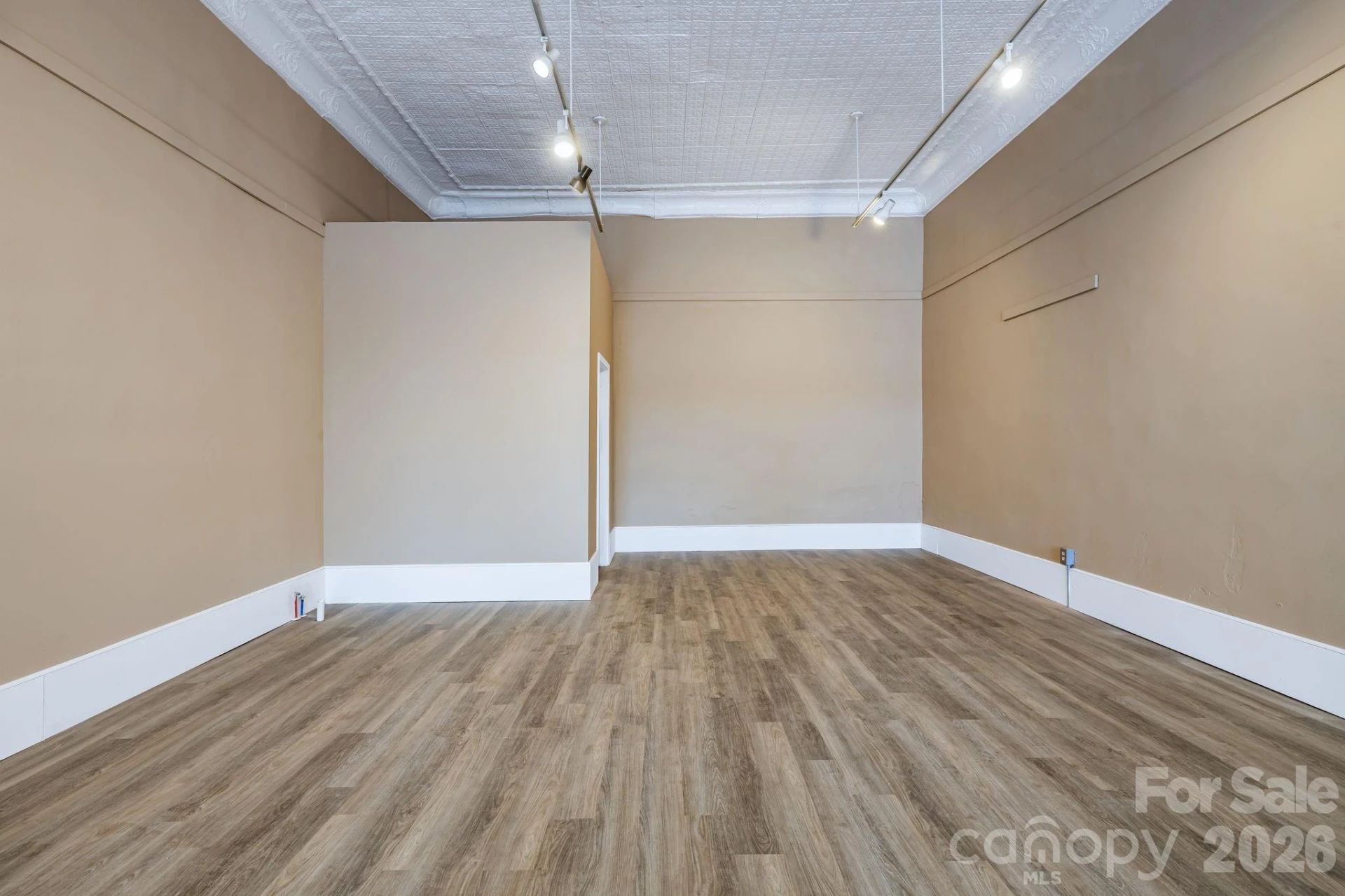 24 Andrews Avenue S #3 - Photo 11