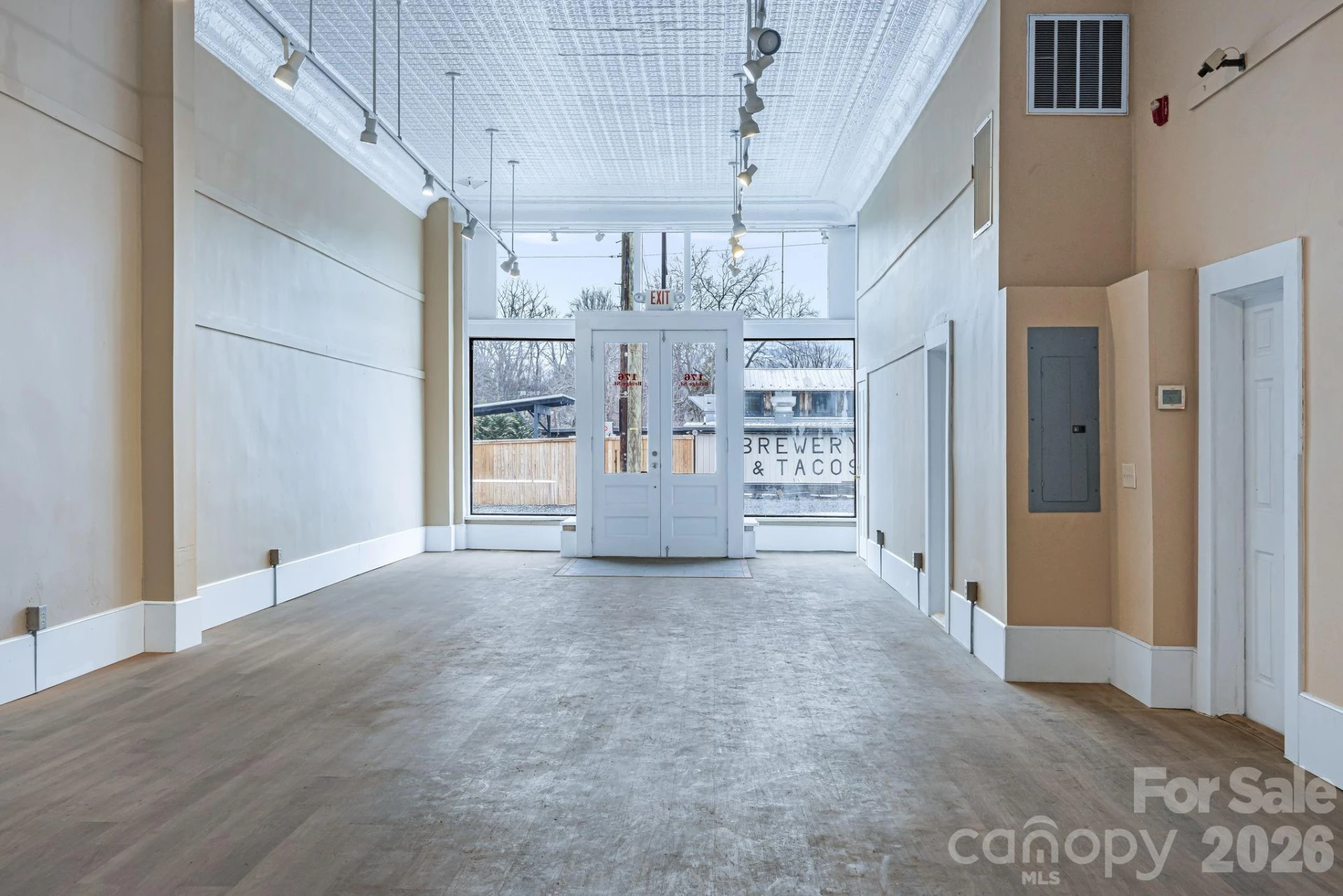 24 Andrews Avenue S #3 - Photo 17
