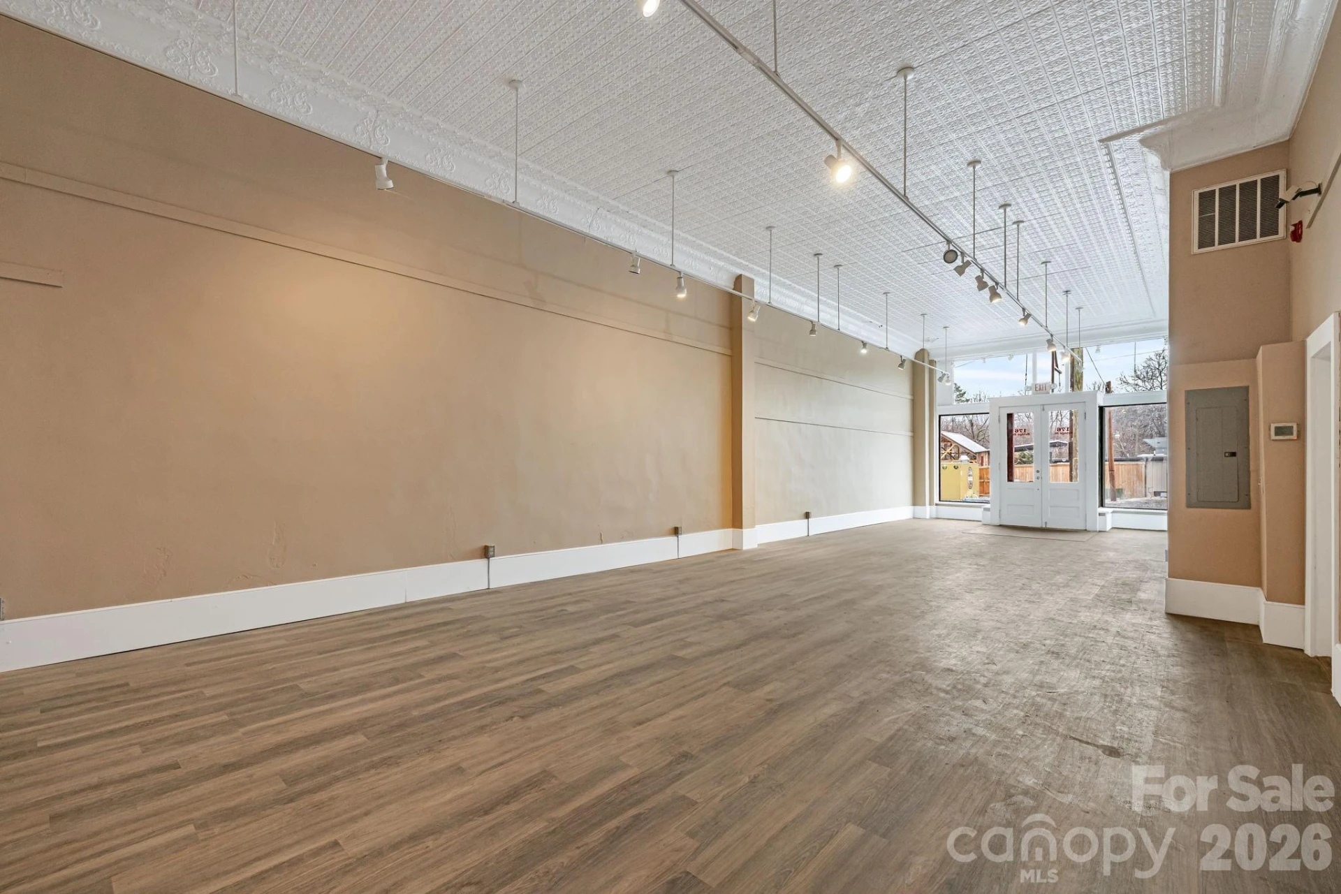 24 Andrews Avenue S #3 - Photo 3