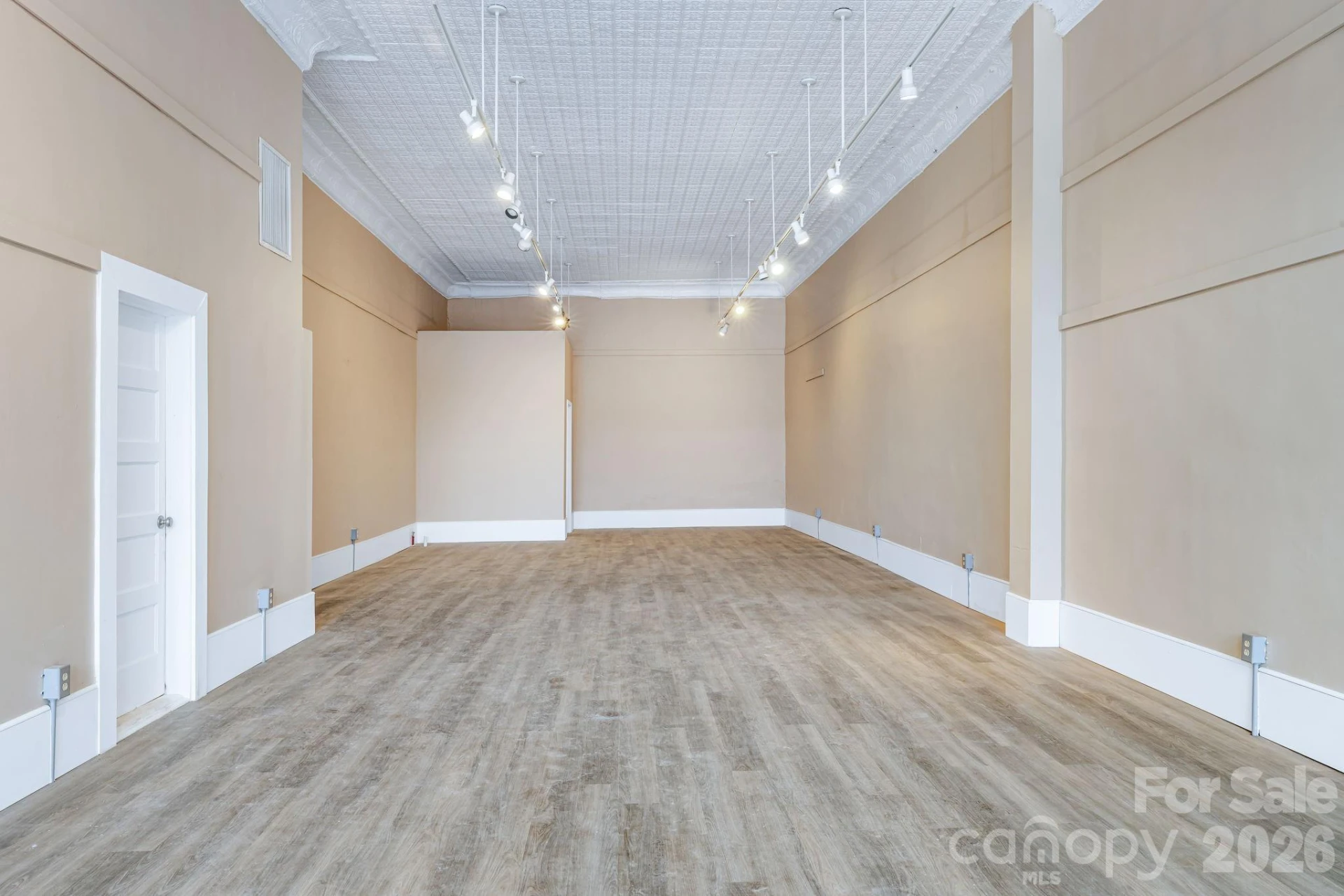 24 Andrews Avenue S #3 - Photo 6